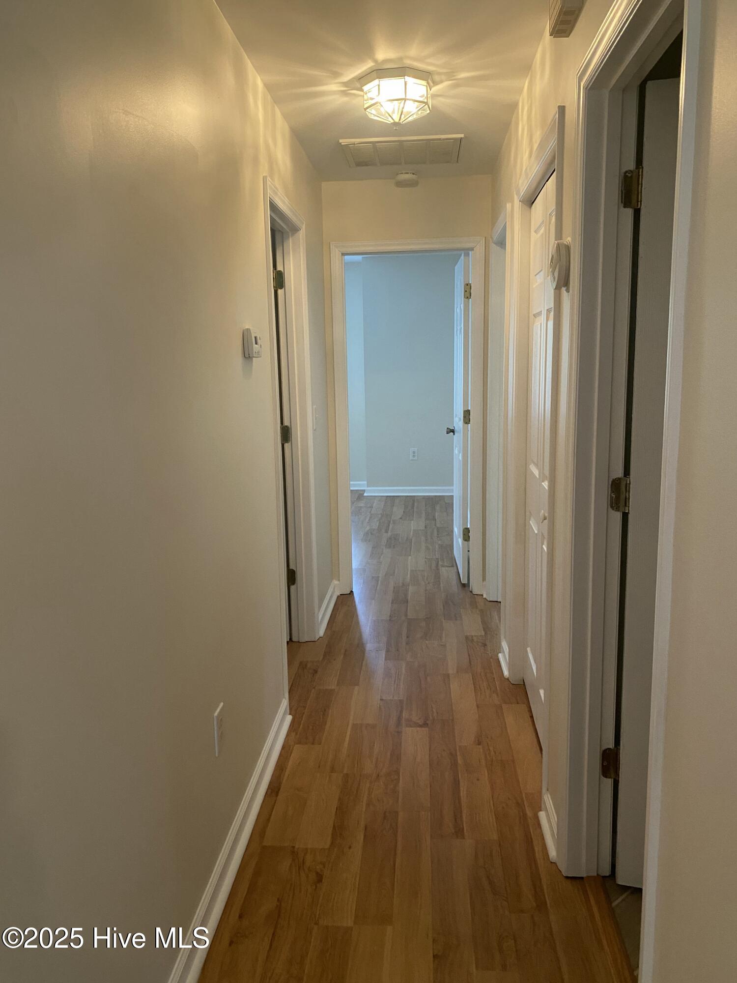 102 Chestnut Court Property Photo 17