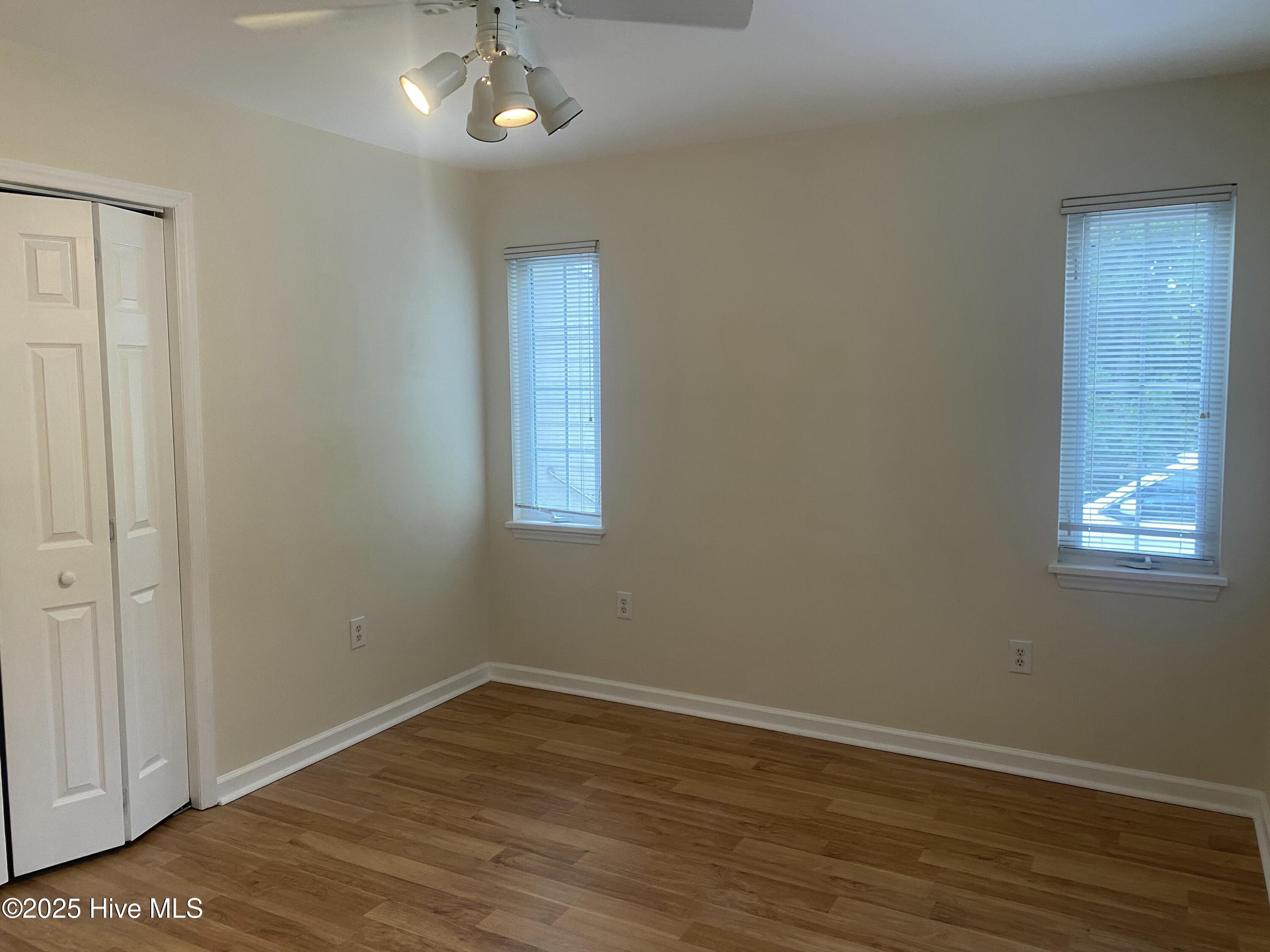 102 Chestnut Court Property Photo 18