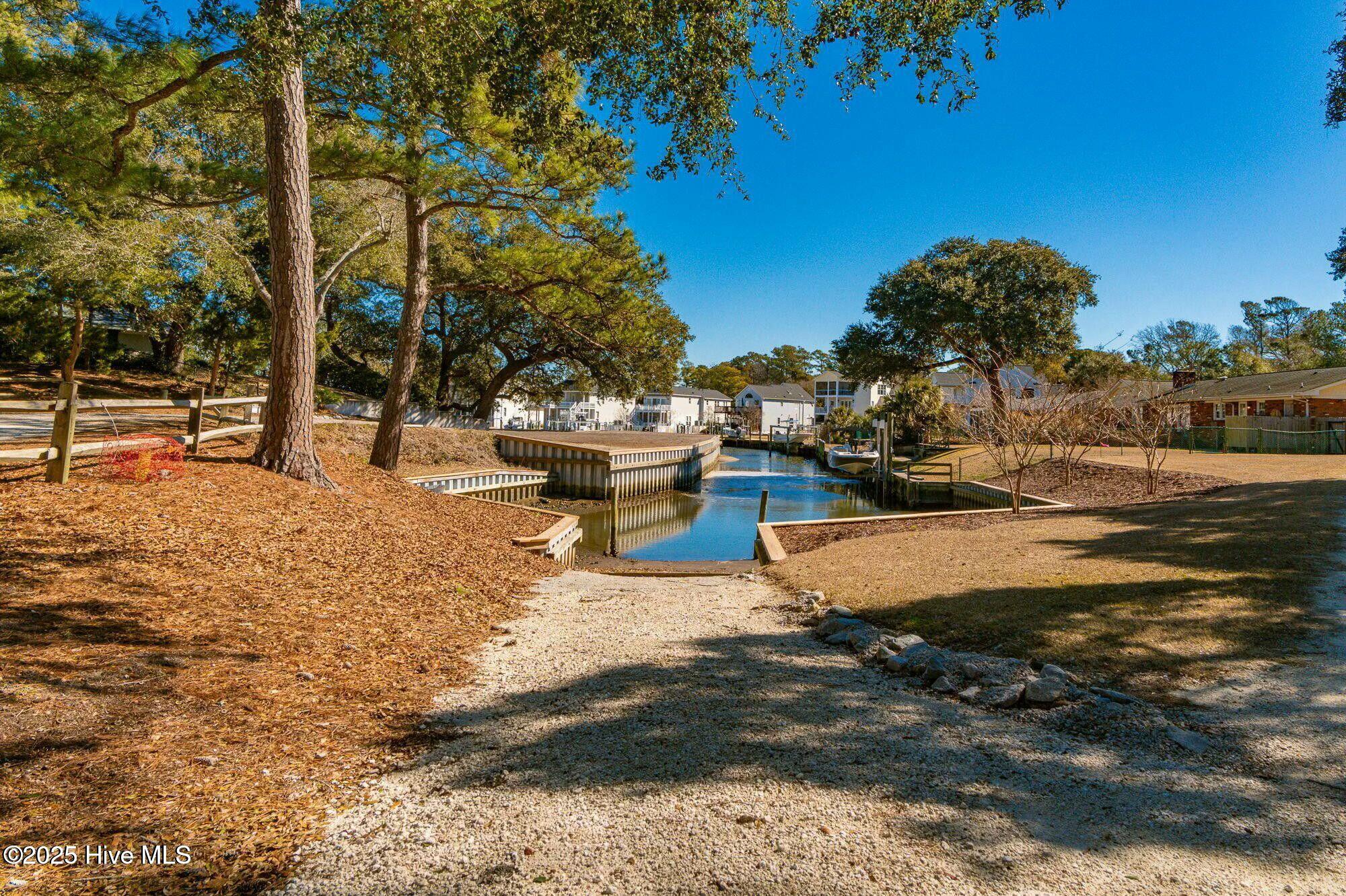 102 Chestnut Court Property Photo 38