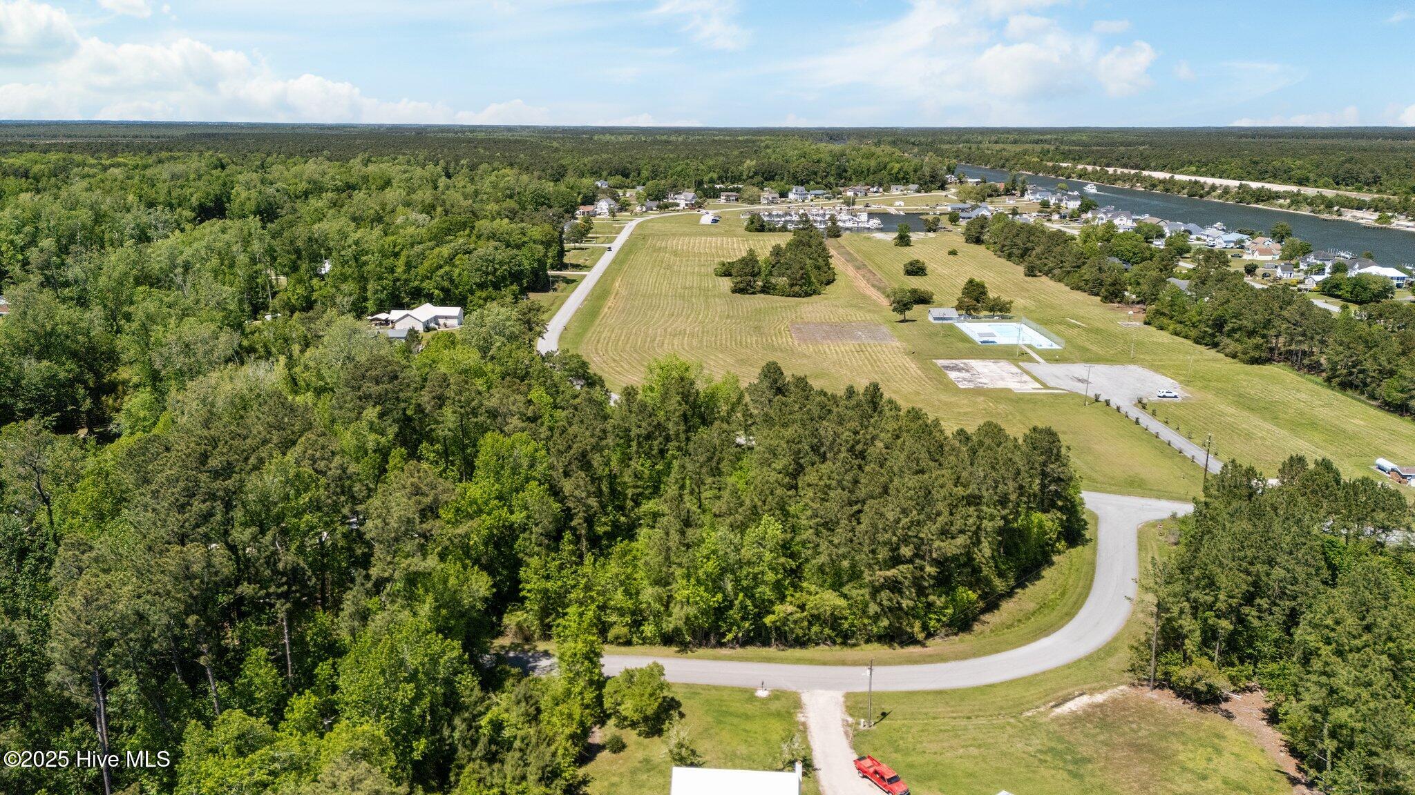 113 Sea Gate Boulevard Property Photo 2