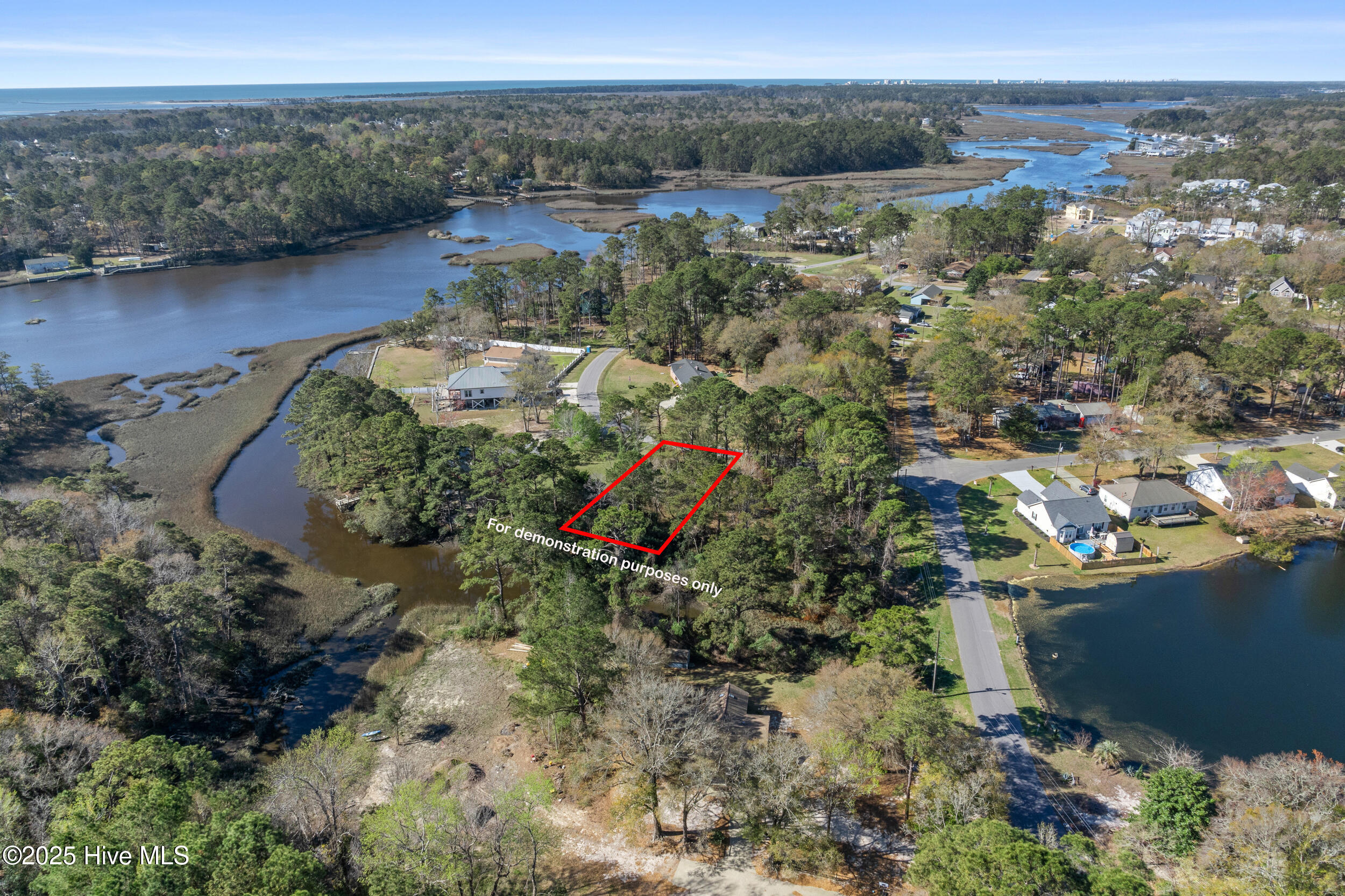 1111 River Drive Property Photo 3