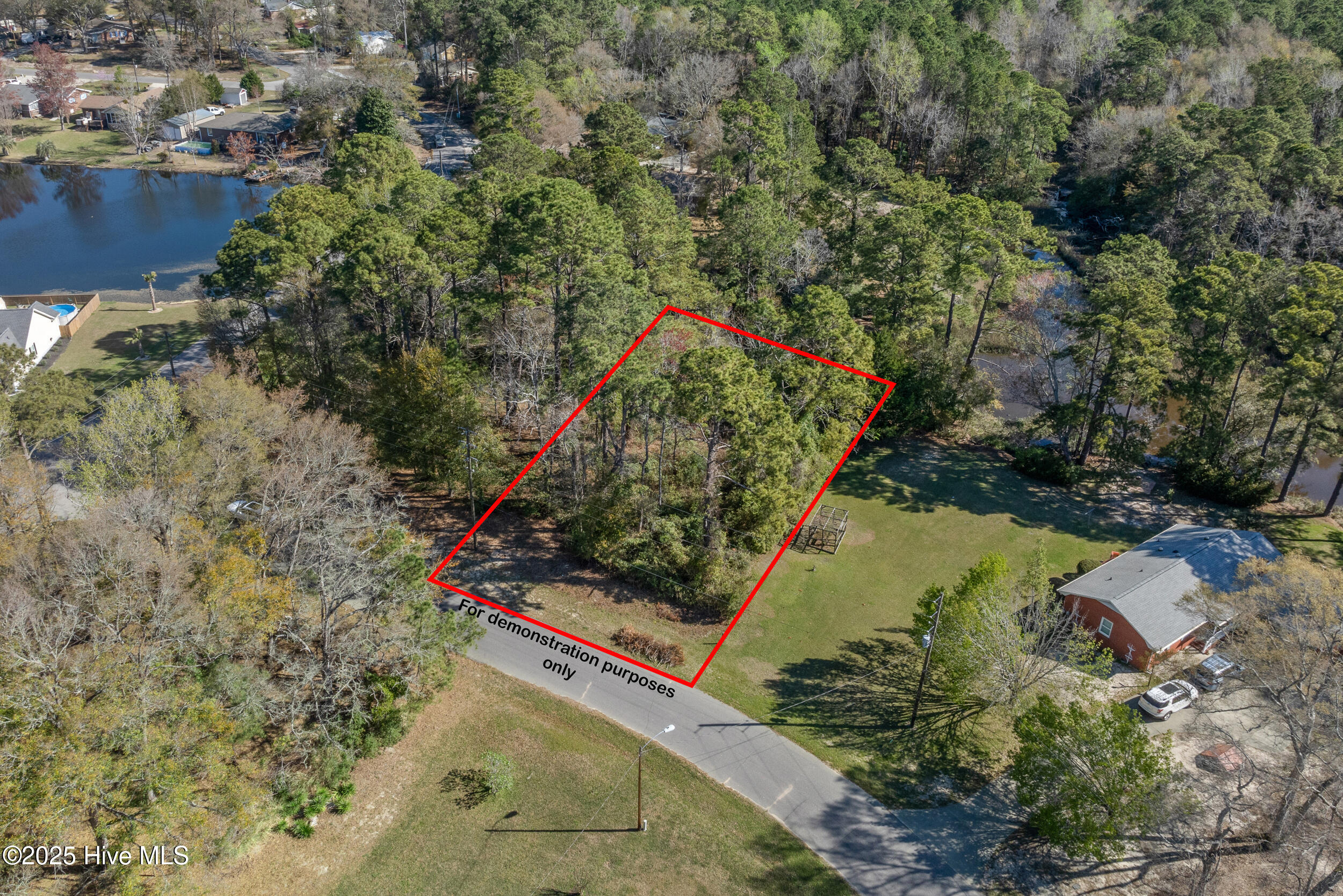 1111 River Drive Property Photo 6