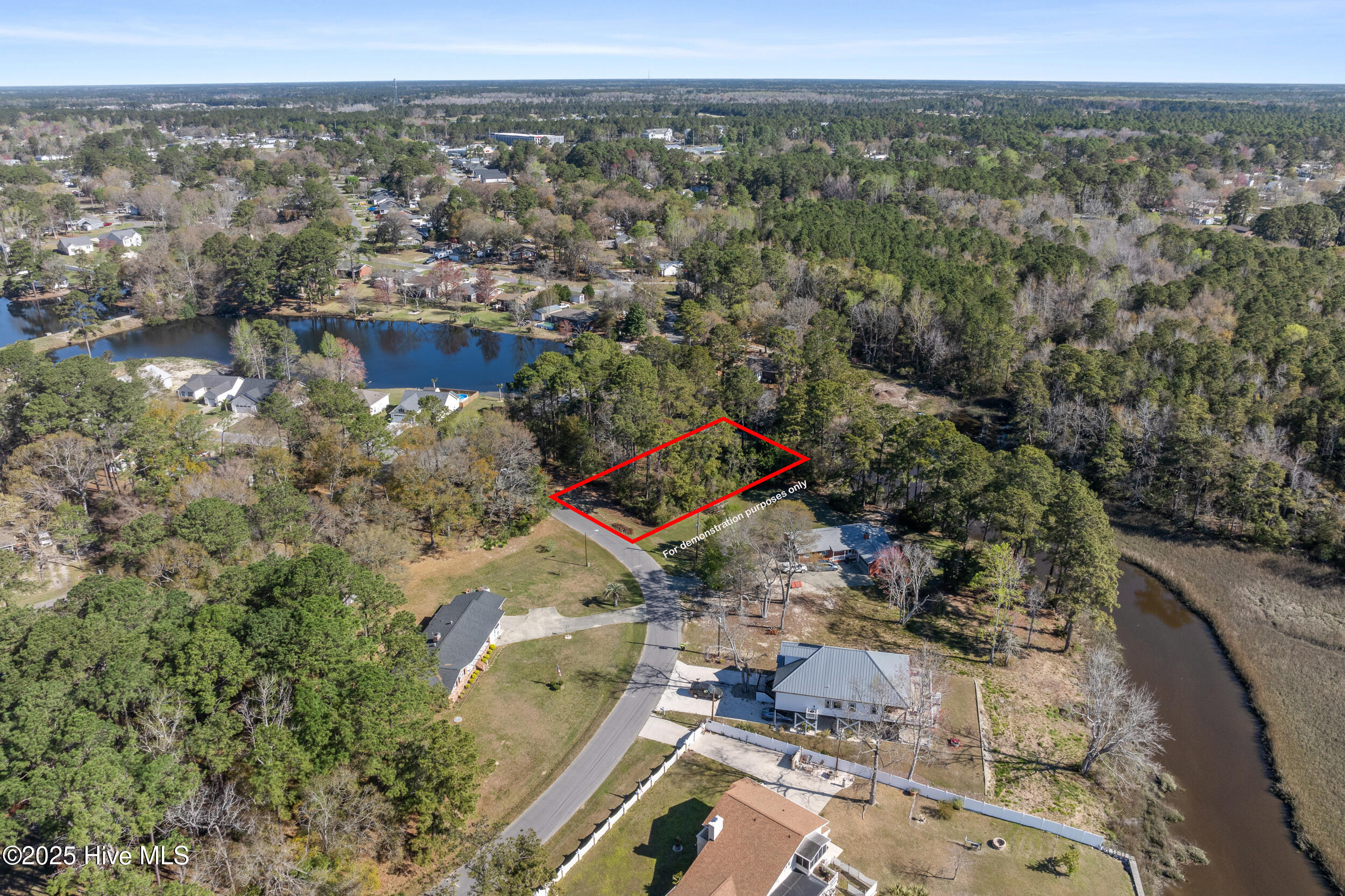 1111 River Drive Property Photo 12