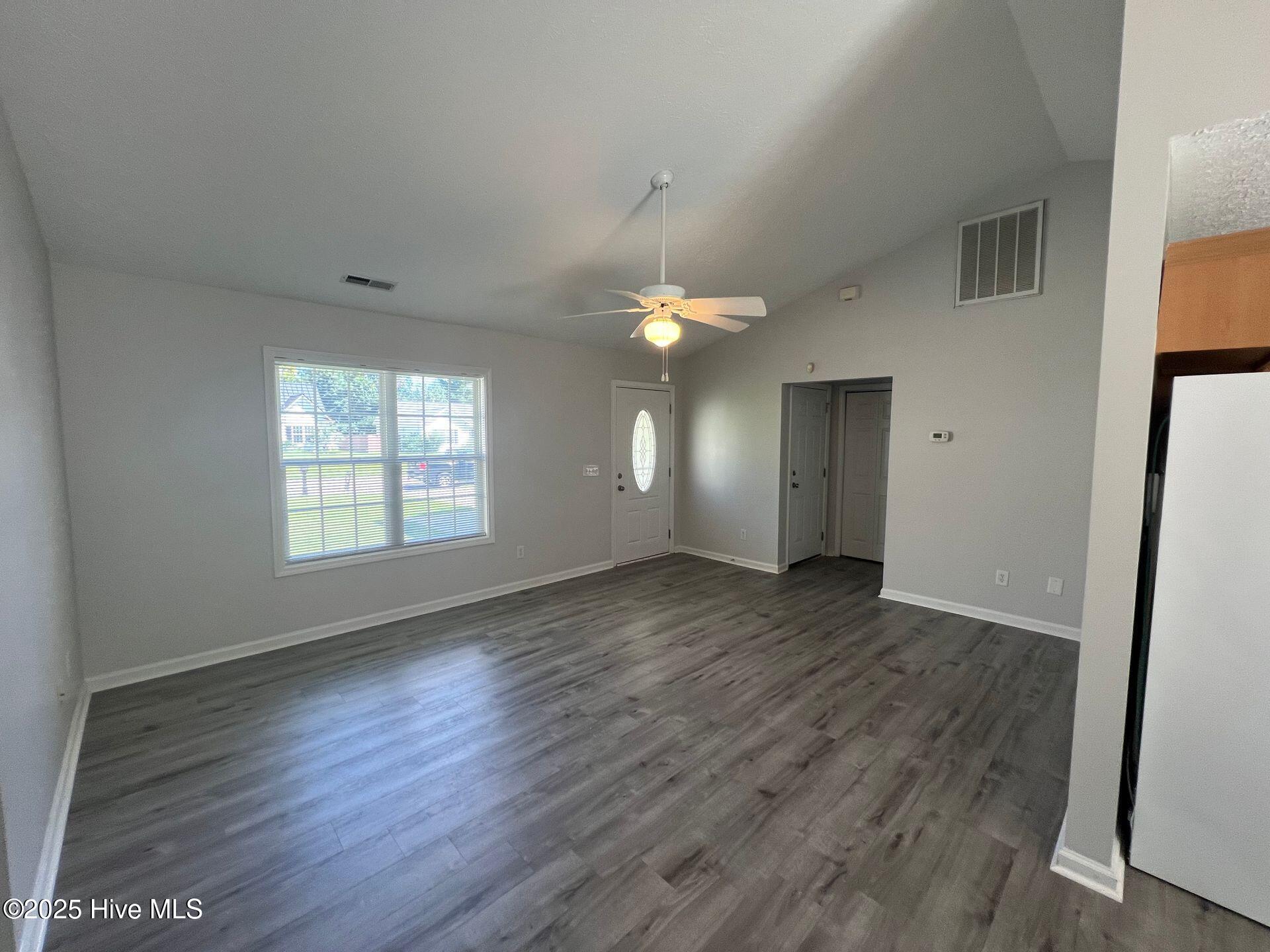 107 Butternut Circle Property Photo 4