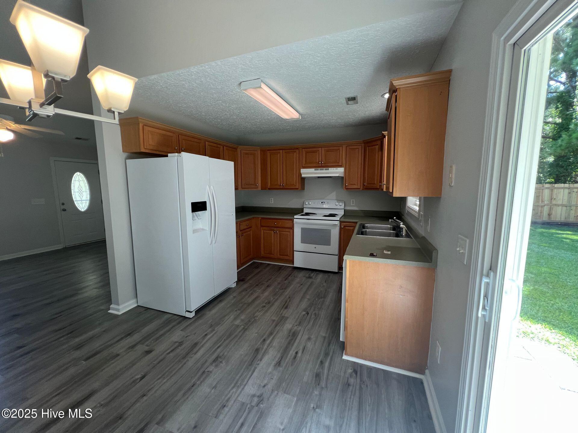 107 Butternut Circle Property Photo 8