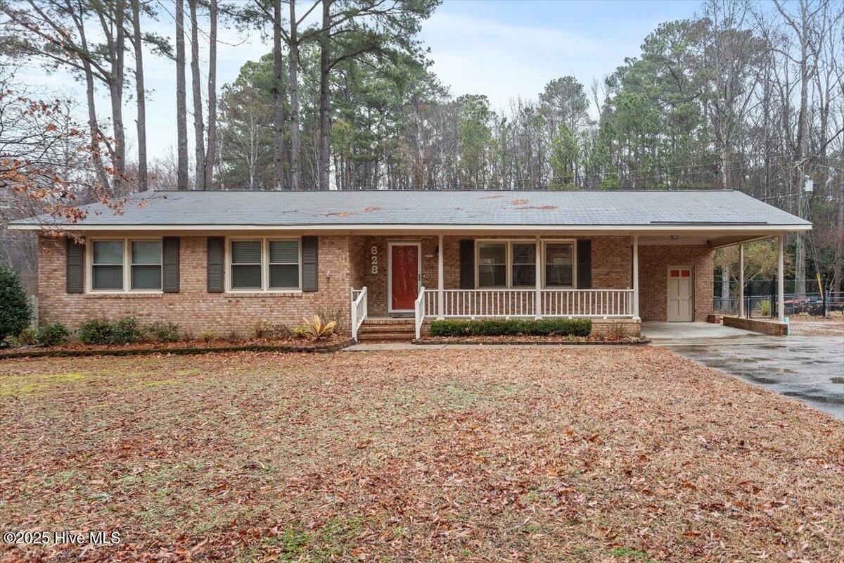 628 Stratford Drive Property Photo