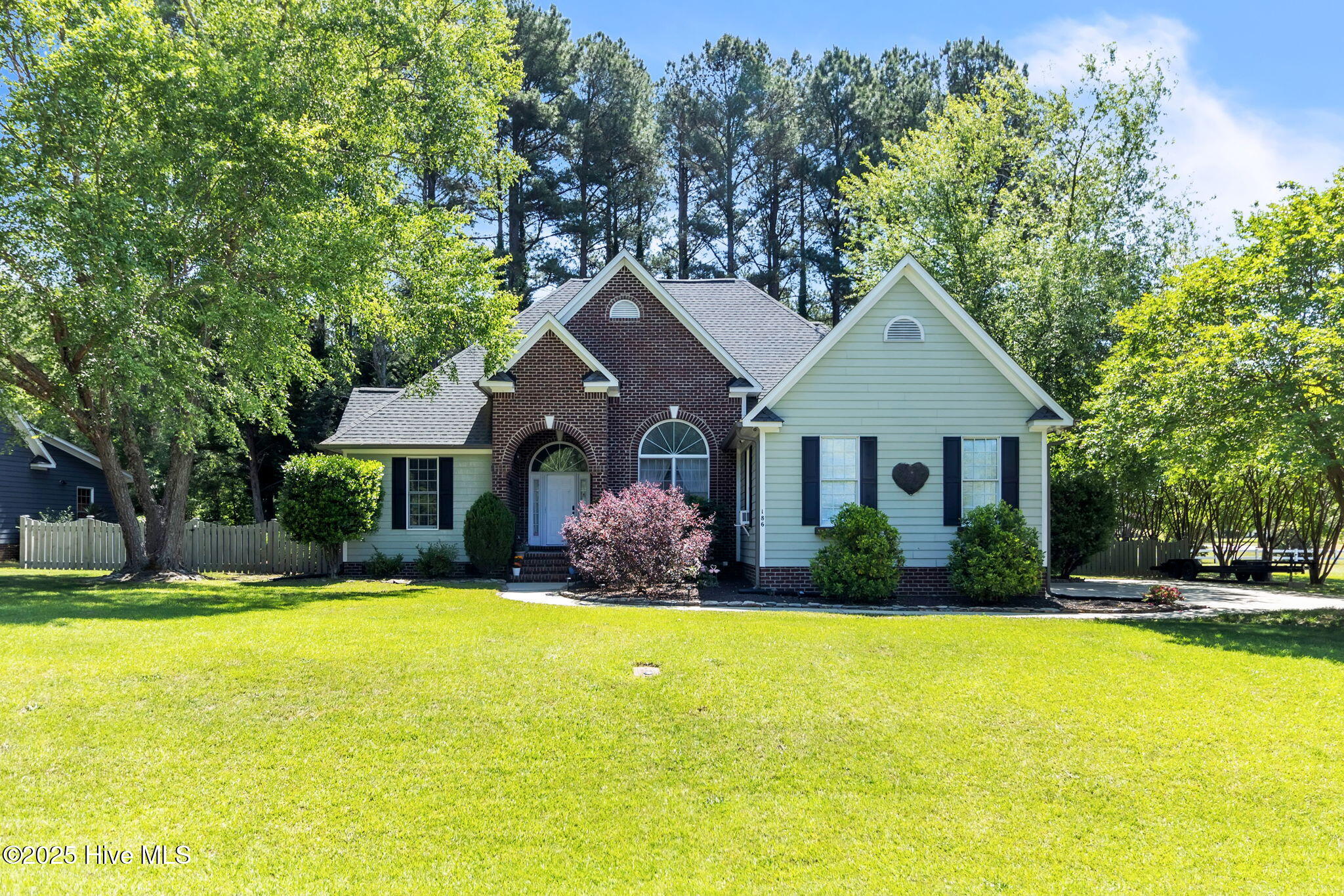 186 Stone Cross Drive Property Photo