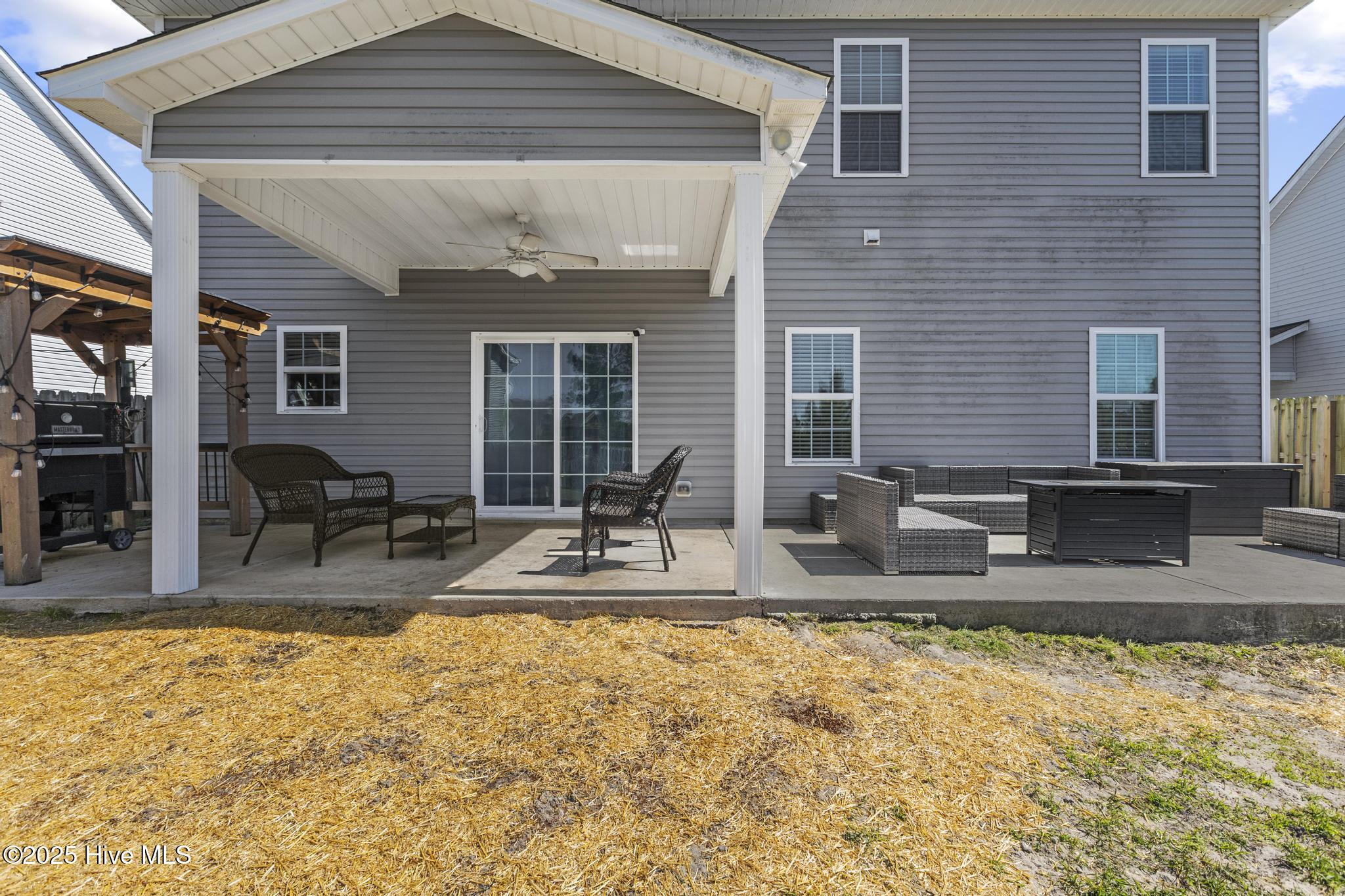 526 Transom Way Property Photo 32