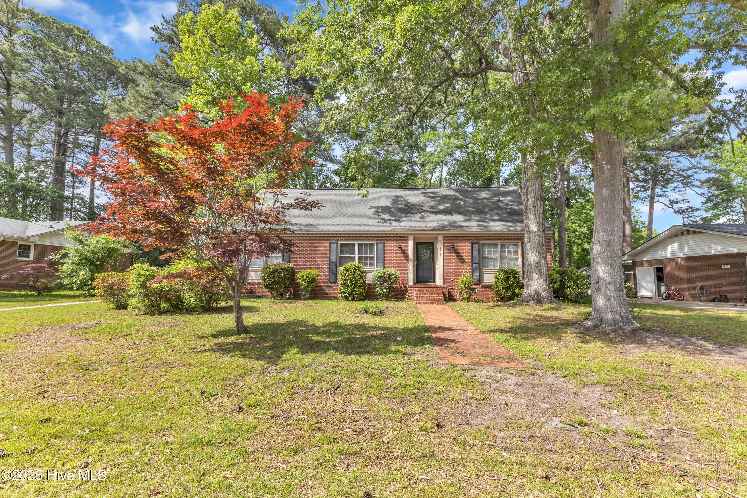 1402 Dogwood Lane Property Photo