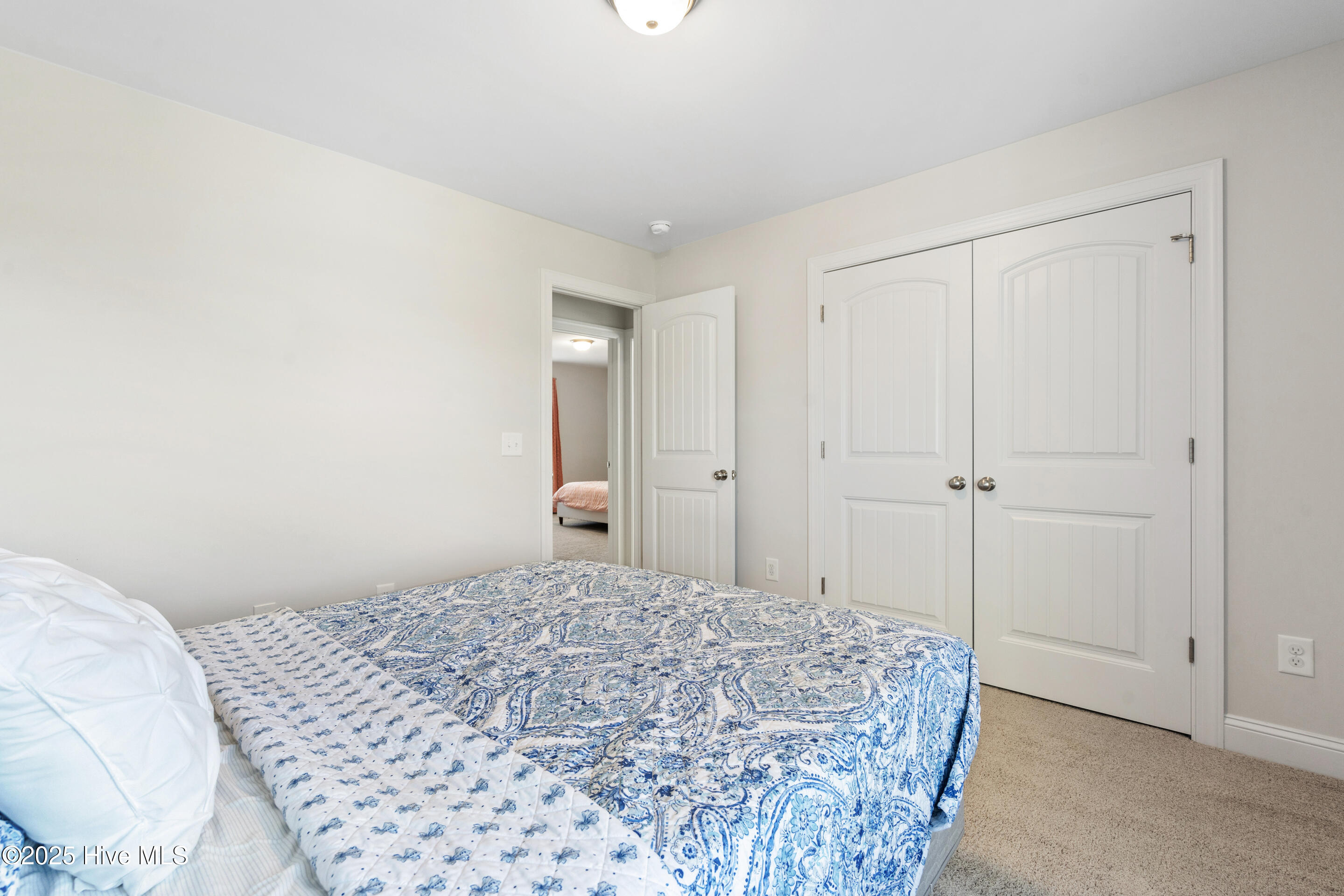 274 W Broughton Lane Property Photo 40