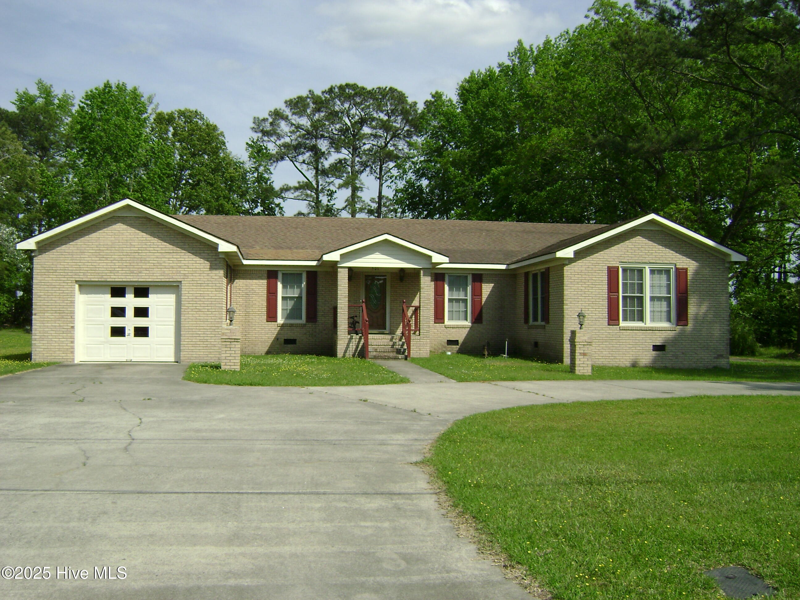 501 Us 13-17s Property Photo