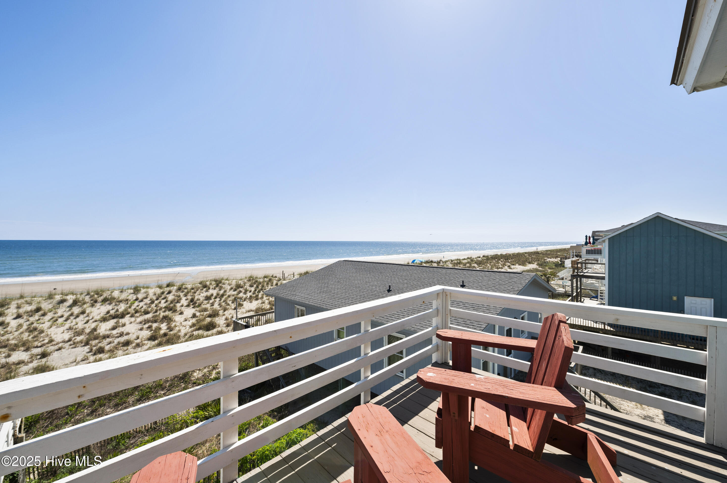 1123 E Beach Drive Property Photo 21