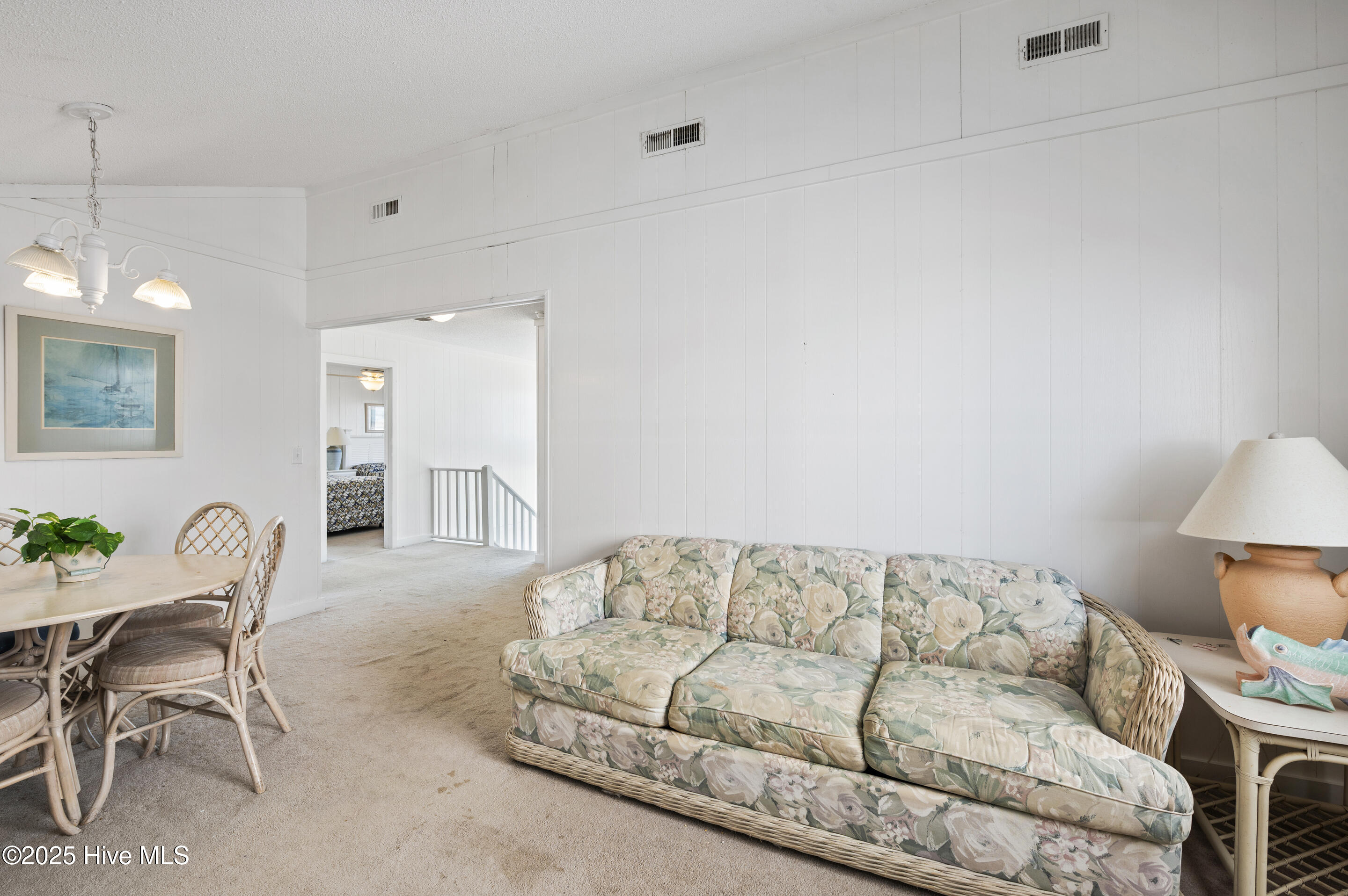 1123 E Beach Drive Property Photo 32