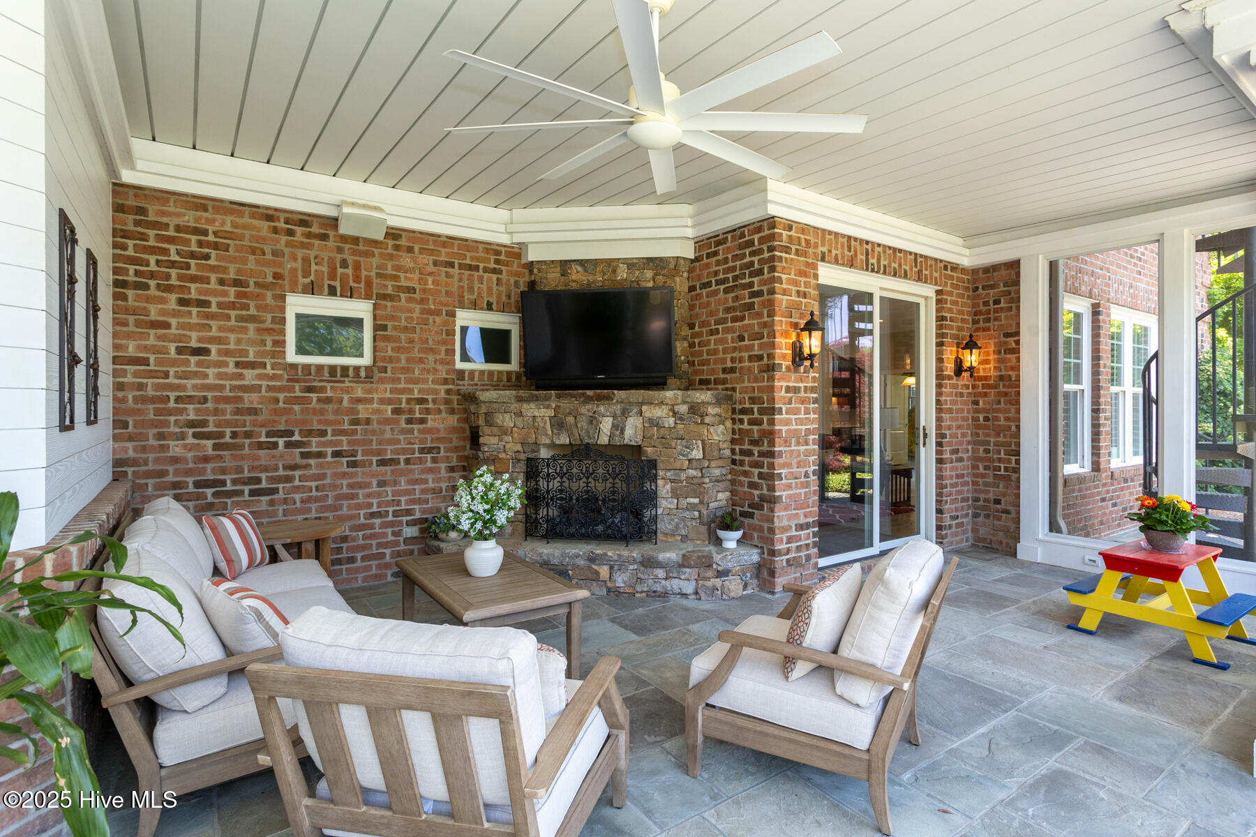 118 Dennis Circle Property Photo 37