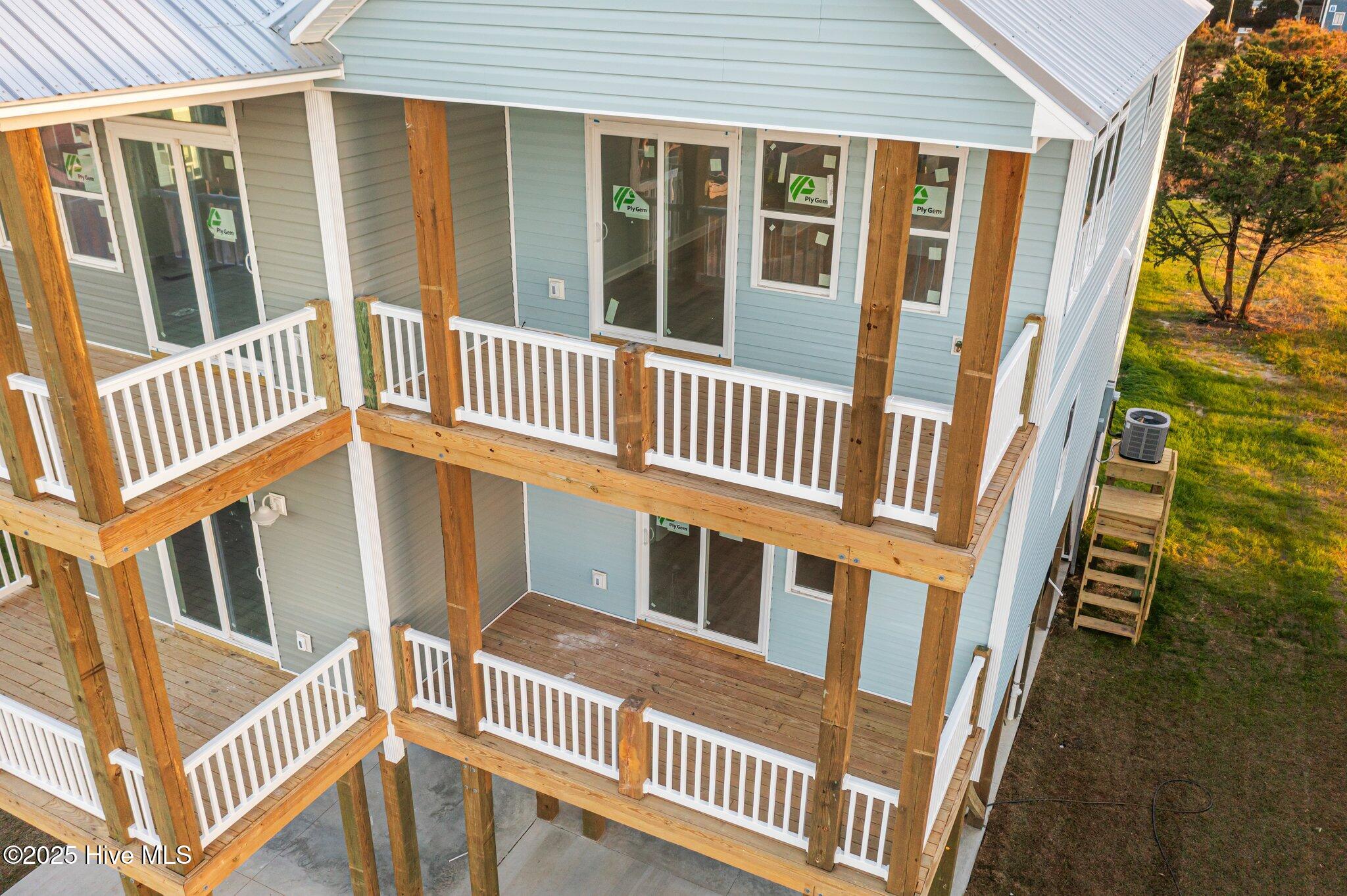 146 Sea Gull Lane Property Photo 2
