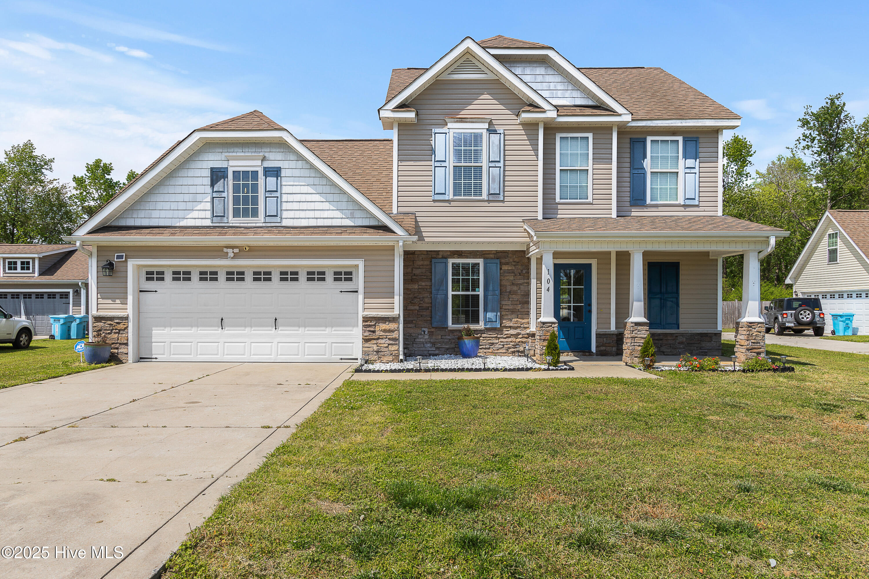 104 Wild Blossom Drive Property Photo 1