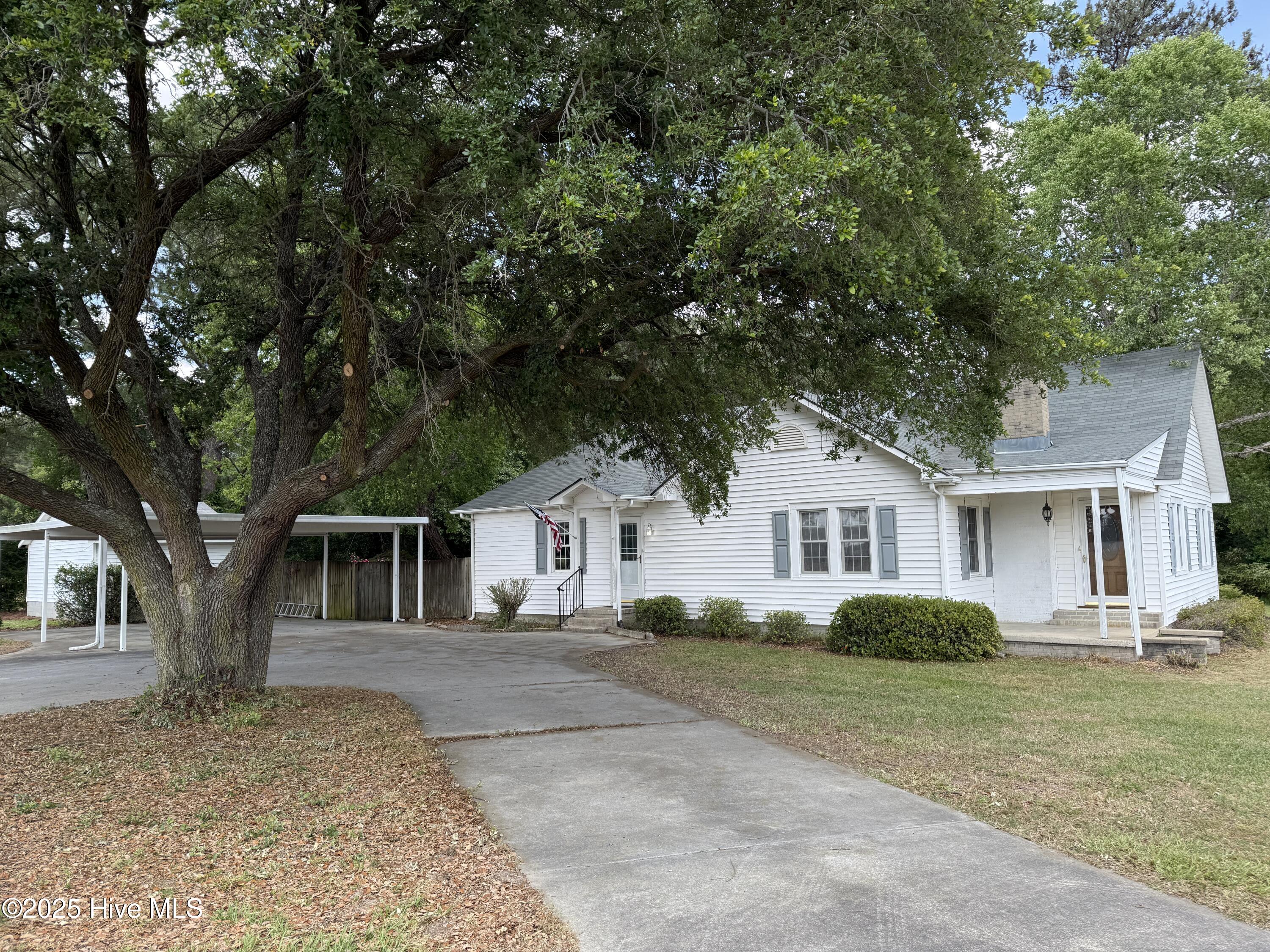 5434 Us 301 Property Photo