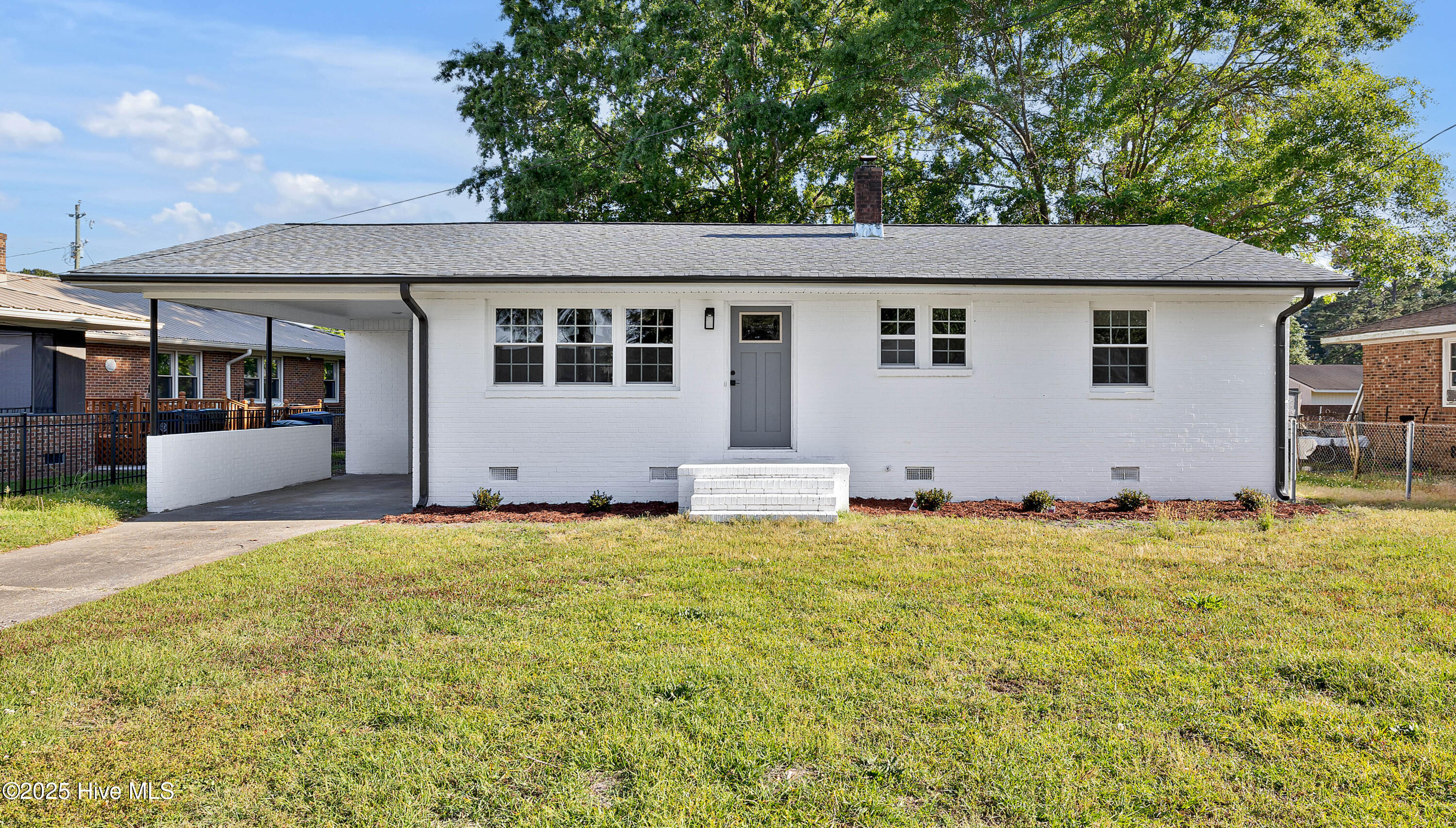 512 Hamilton Drive Property Photo