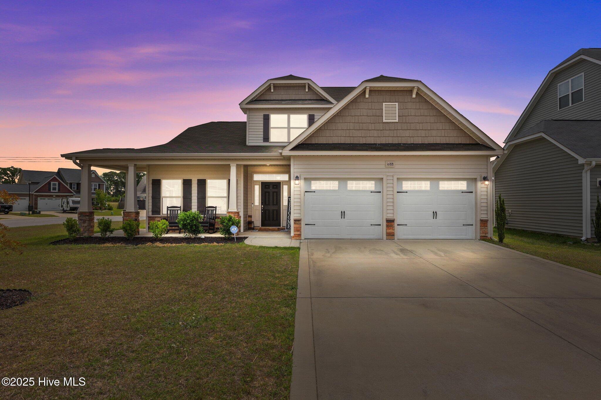 1688 Man O War Drive Property Photo 1
