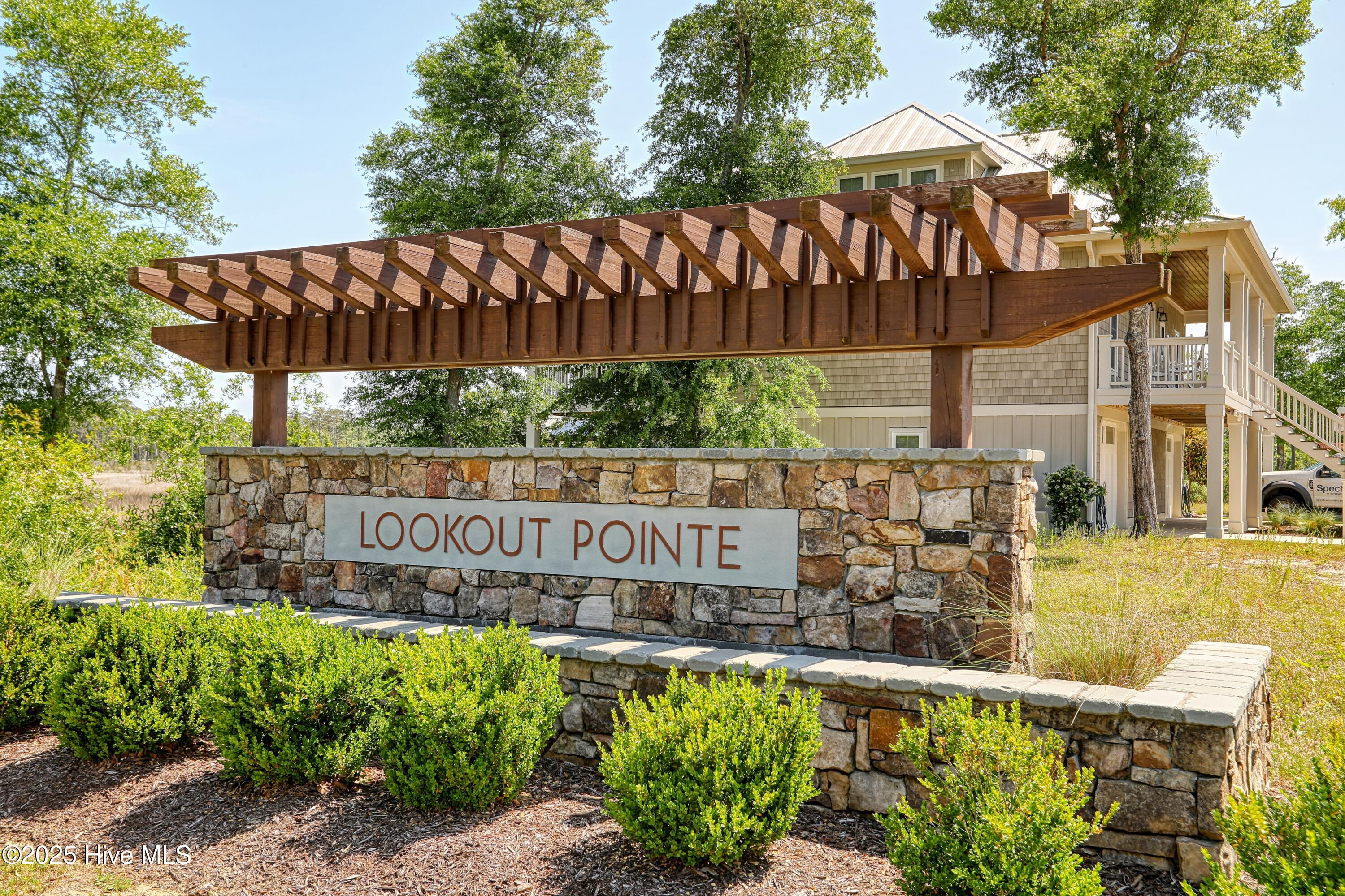 105 Mistiflower Court Property Photo 1