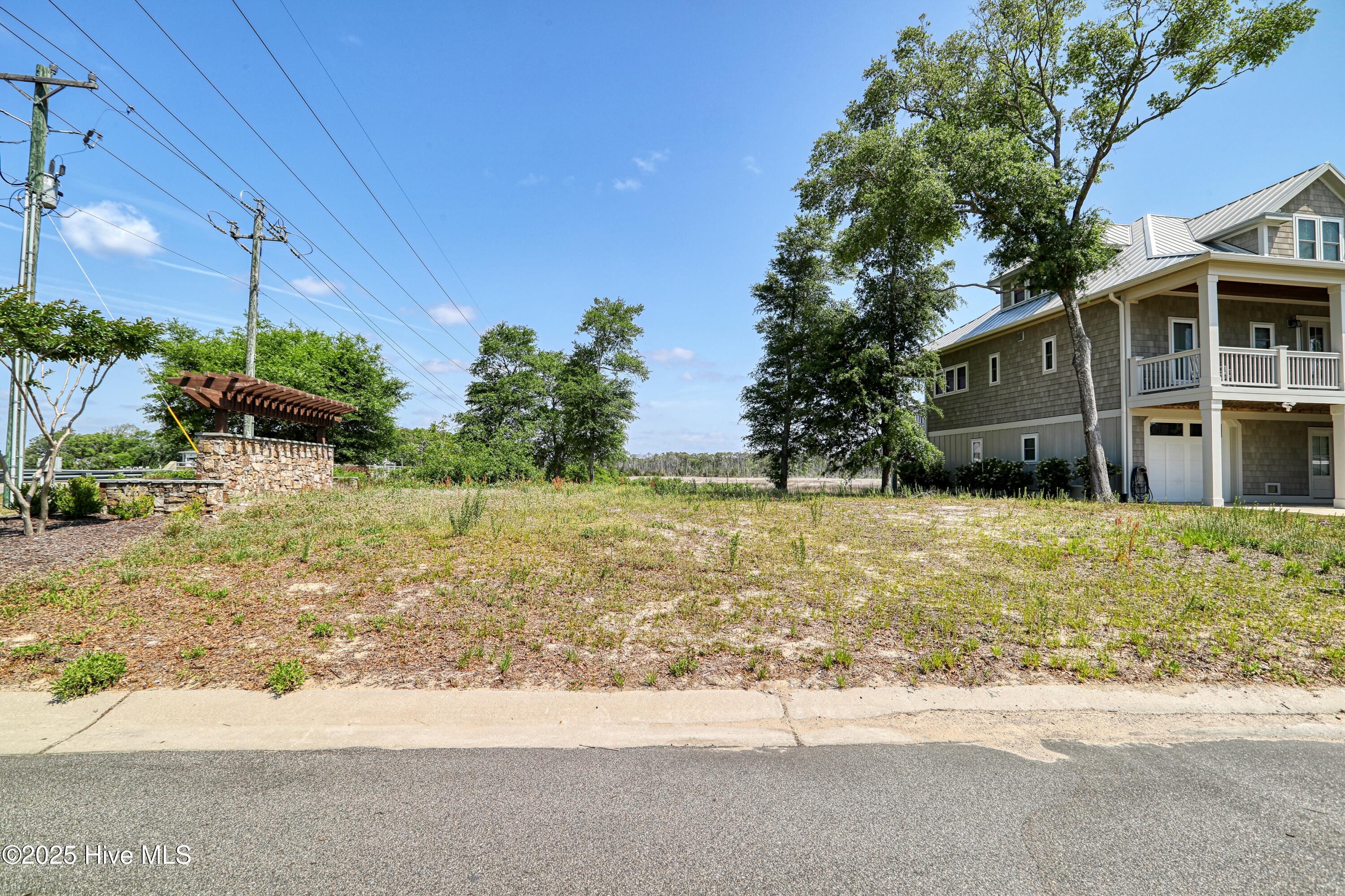 105 Mistiflower Court Property Photo 11