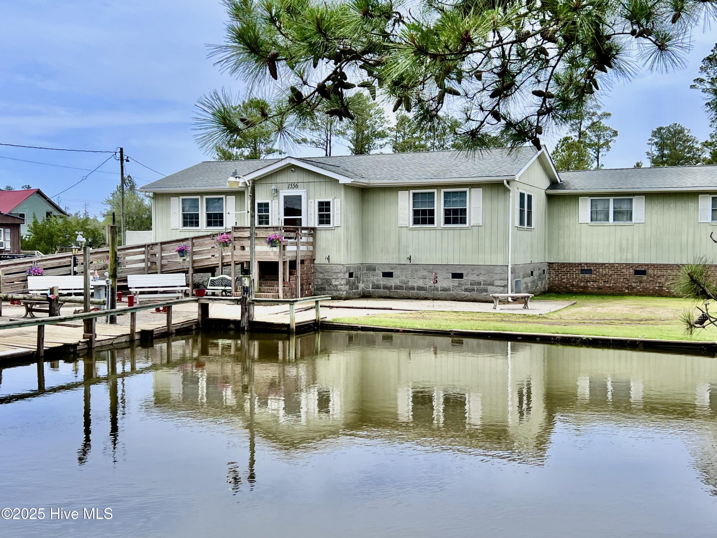 1556 Farrow Fork Road Property Photo