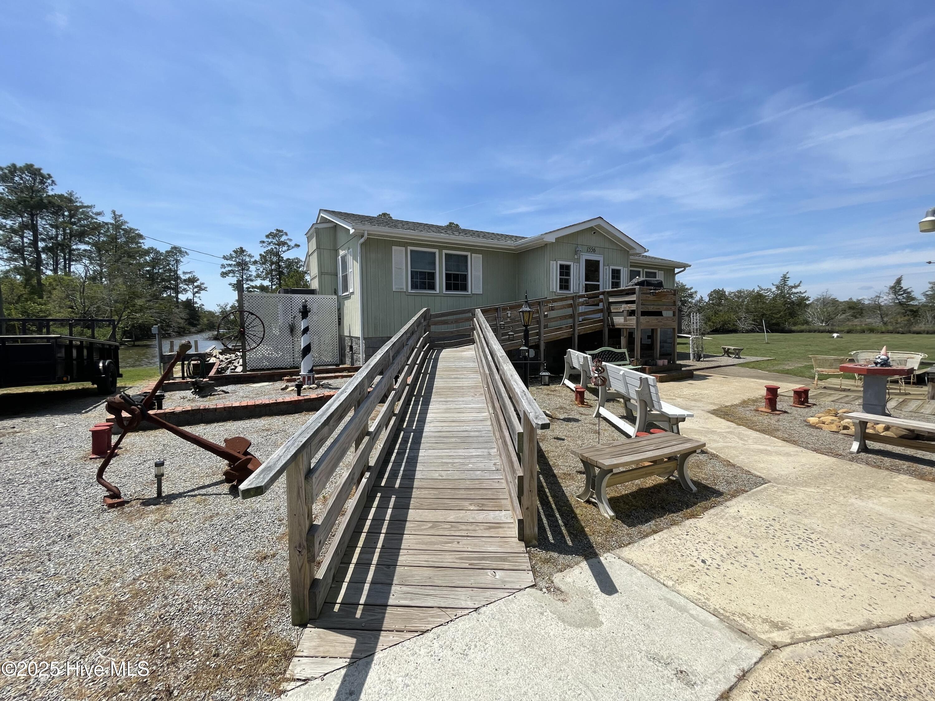 1556 Farrow Fork Road Property Photo 2