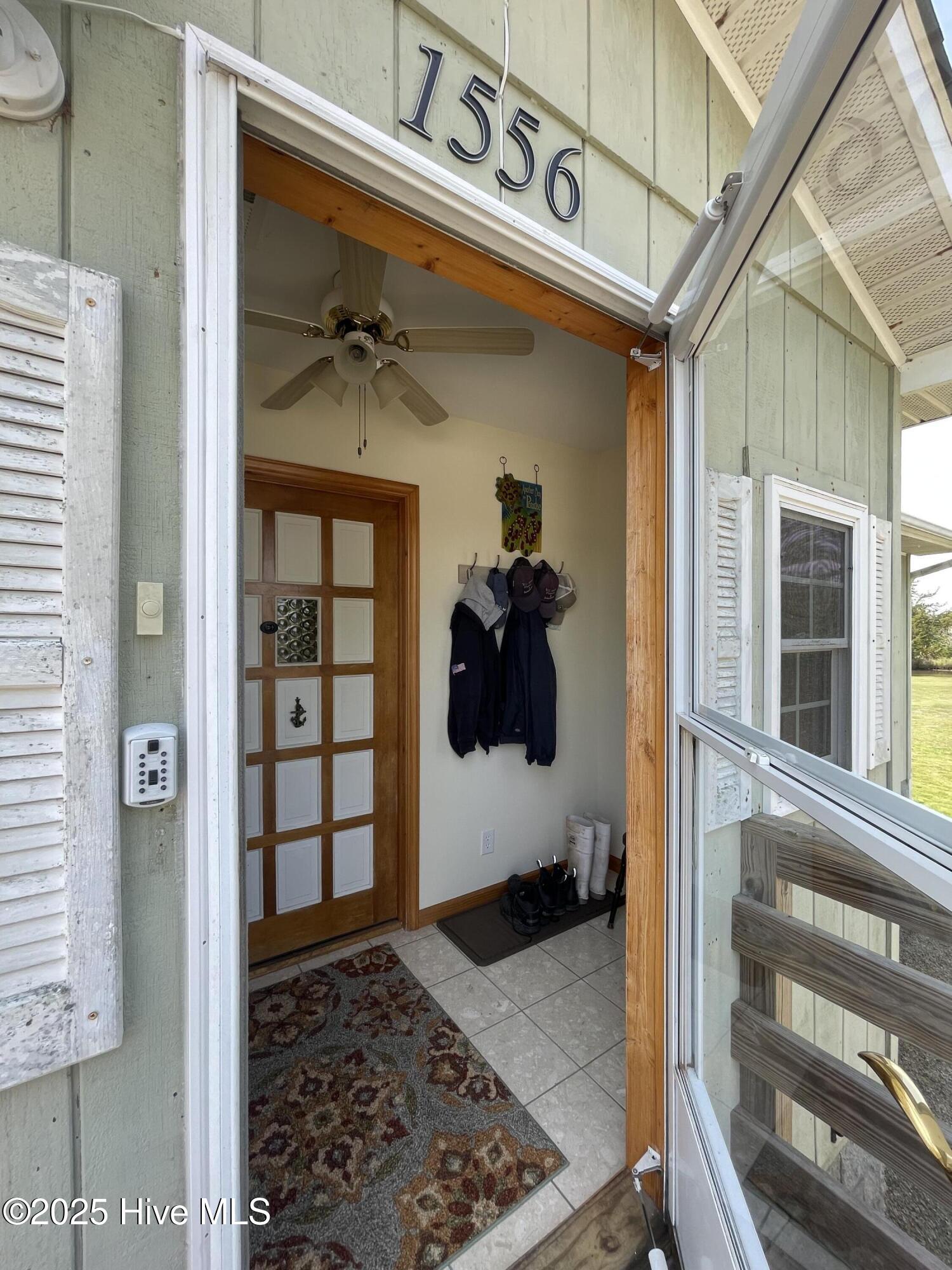 1556 Farrow Fork Road Property Photo 3
