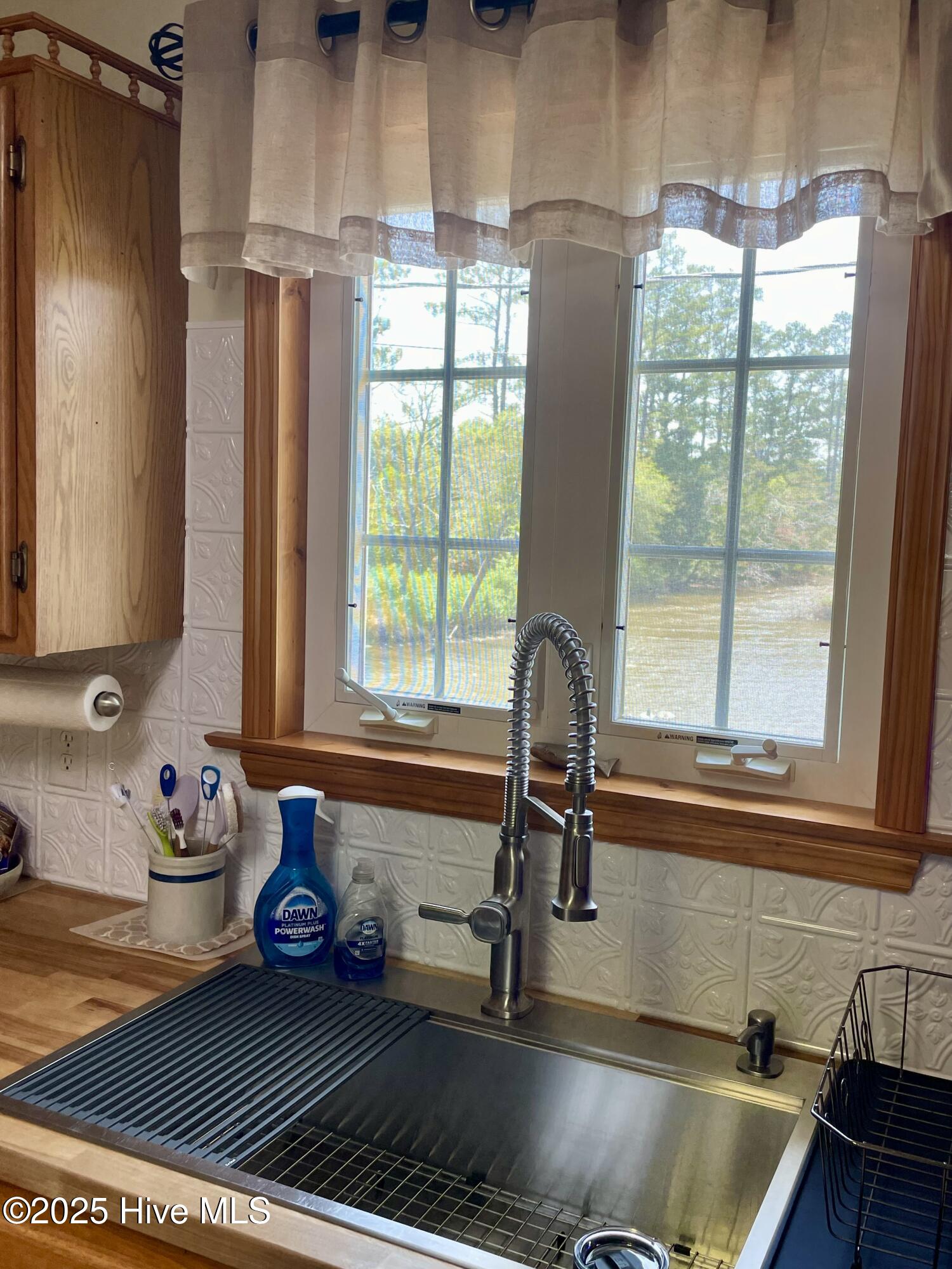 1556 Farrow Fork Road Property Photo 7