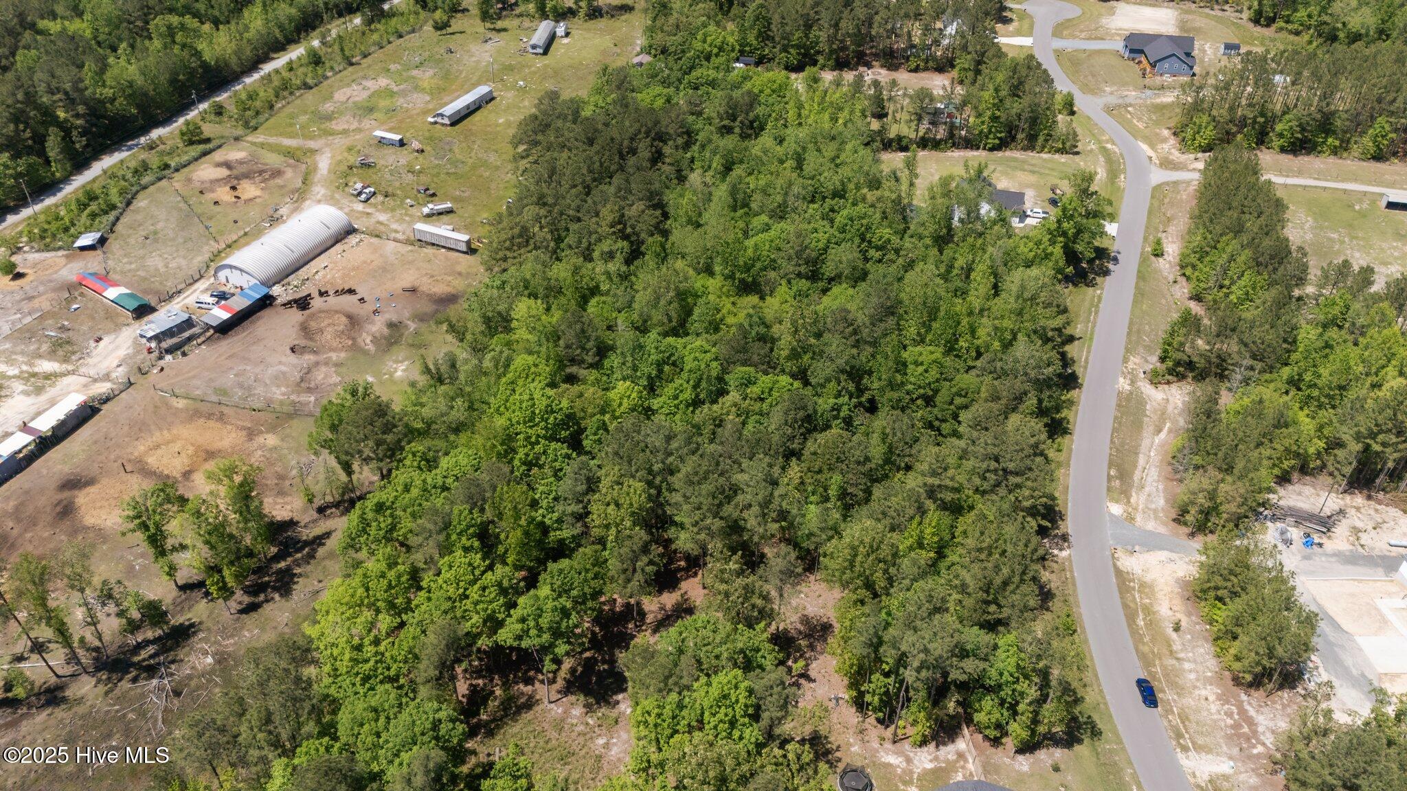 219 Stella Way Property Photo 5