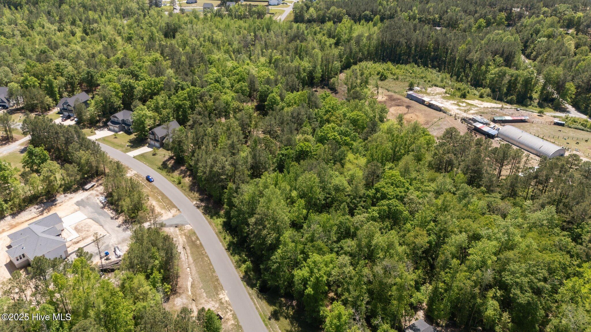 219 Stella Way Property Photo 15