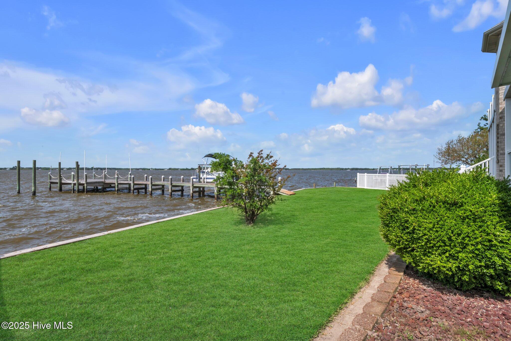 113 Wood Duck Drive Property Photo 12