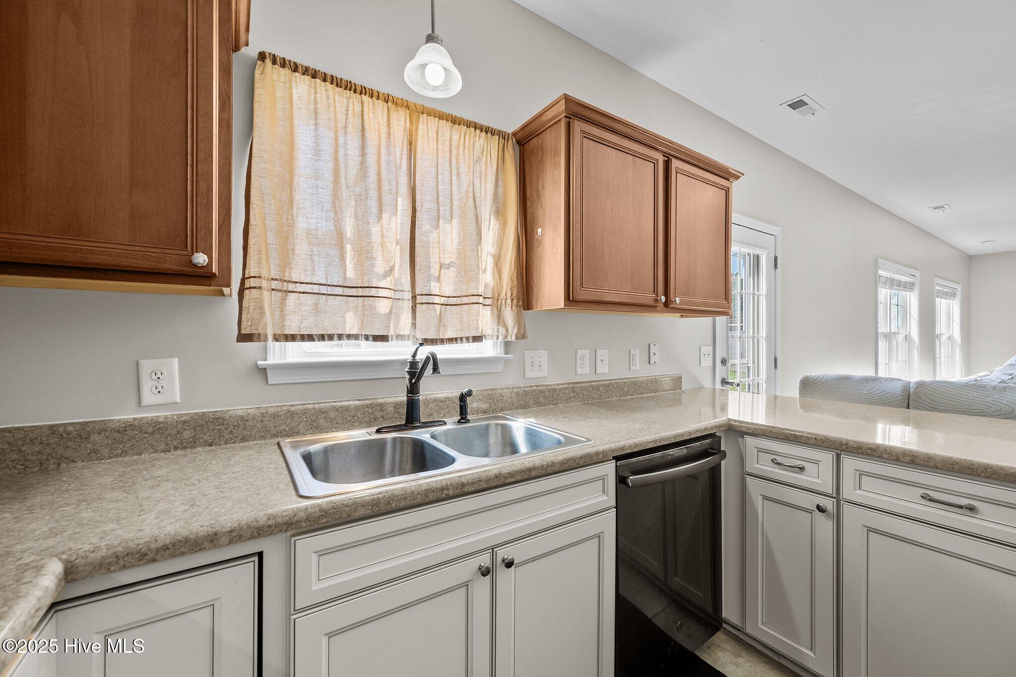 111 Woods Run Circle Property Photo 17