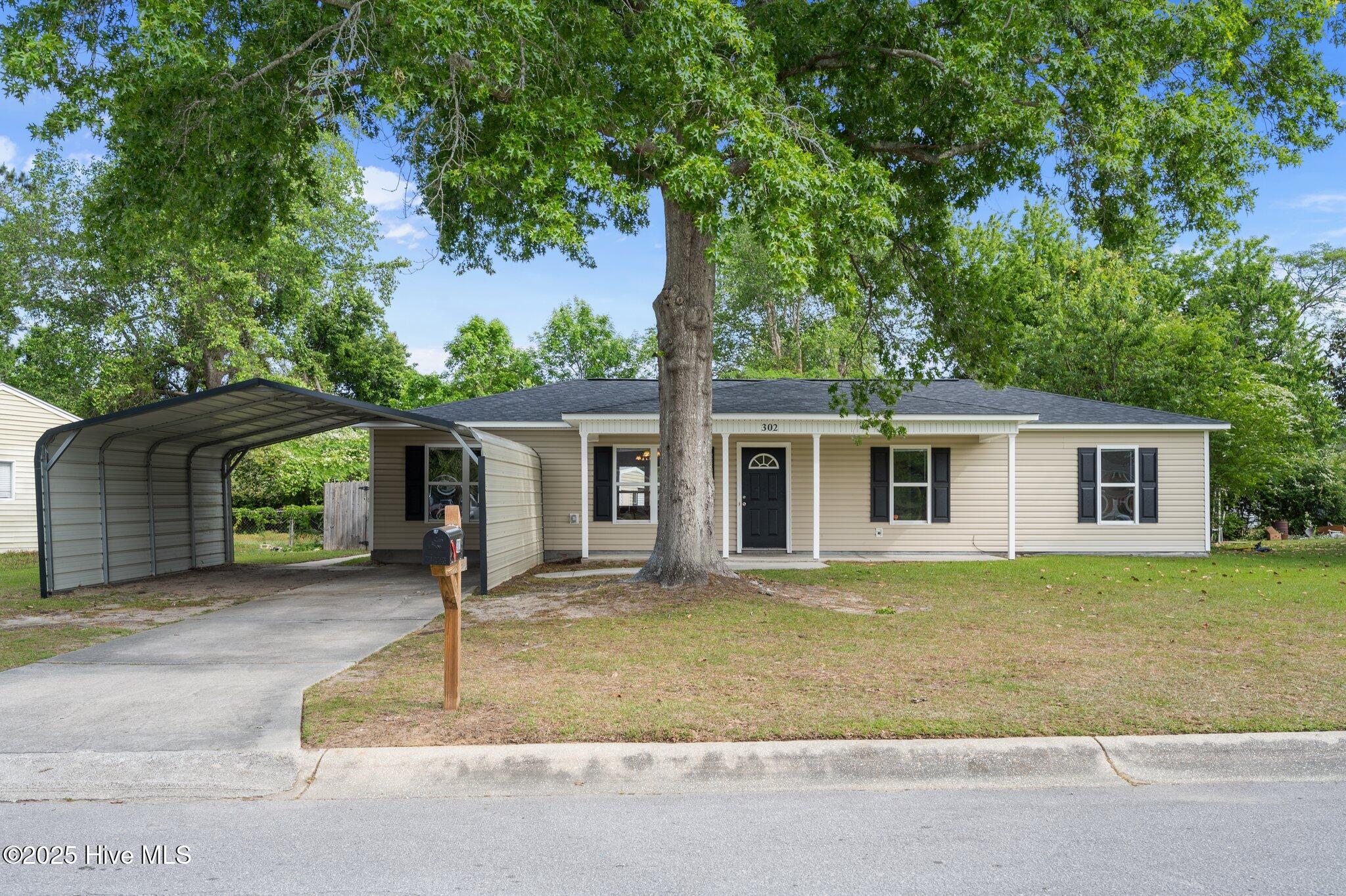 302 Myna Drive Property Photo