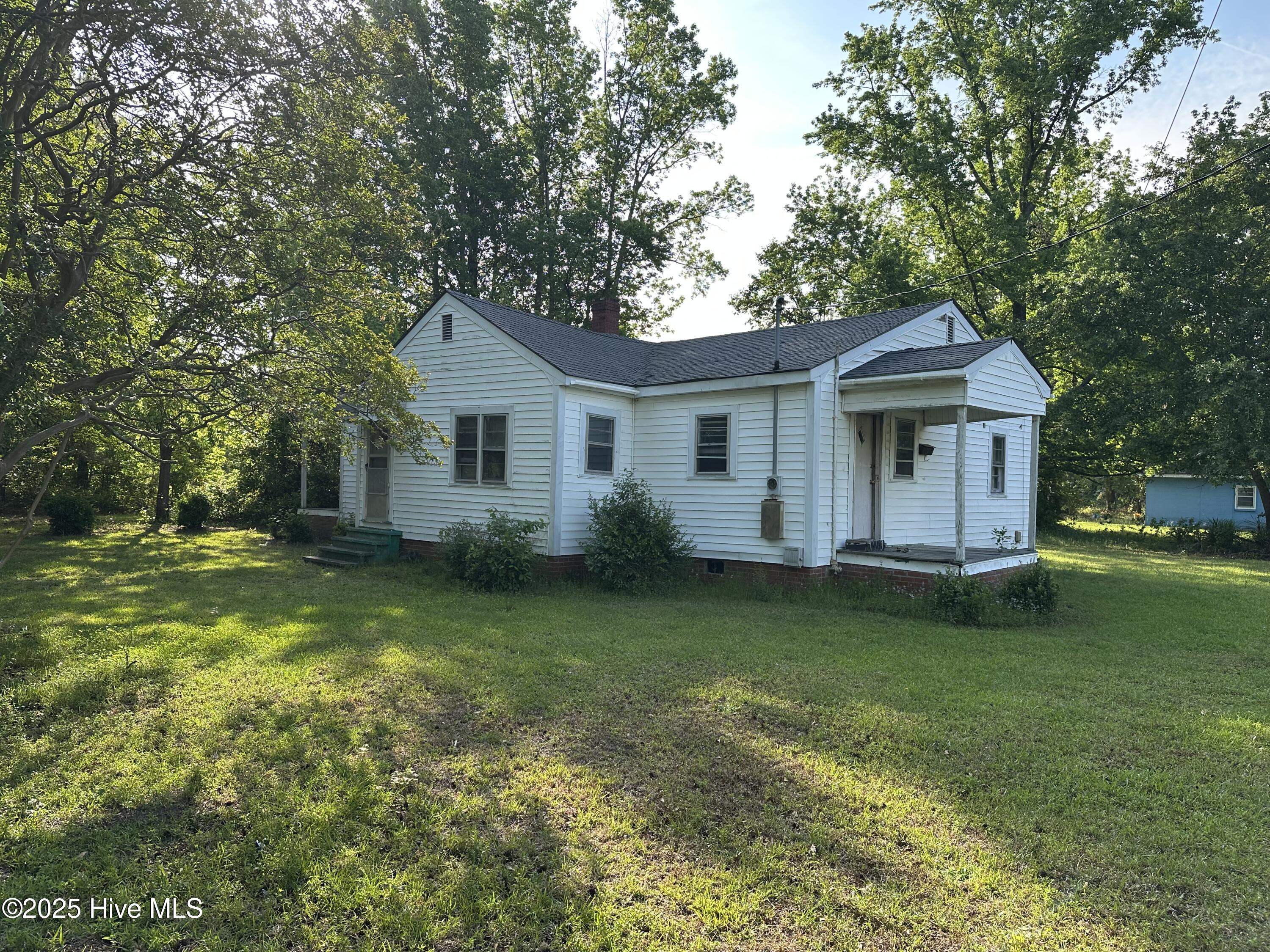 425 W Bay Street Property Photo