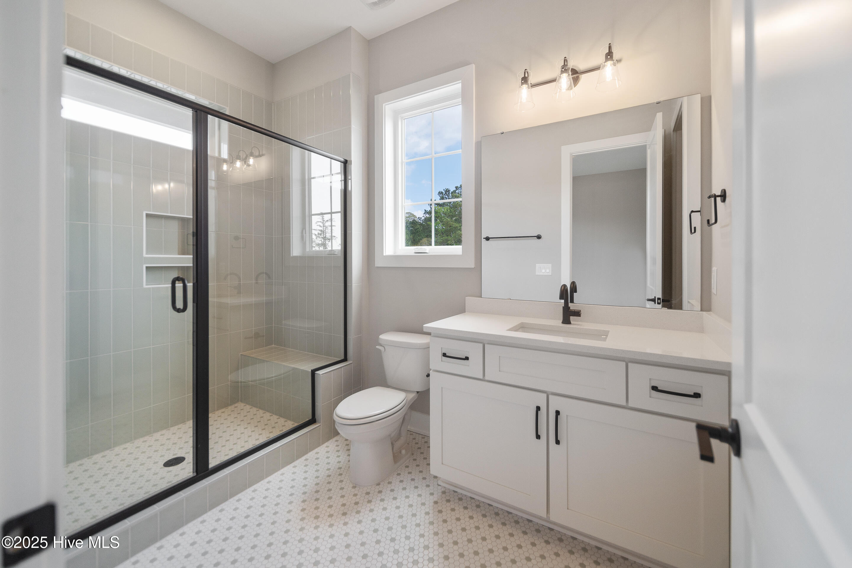 2652 Alvernia Drive Property Photo 4