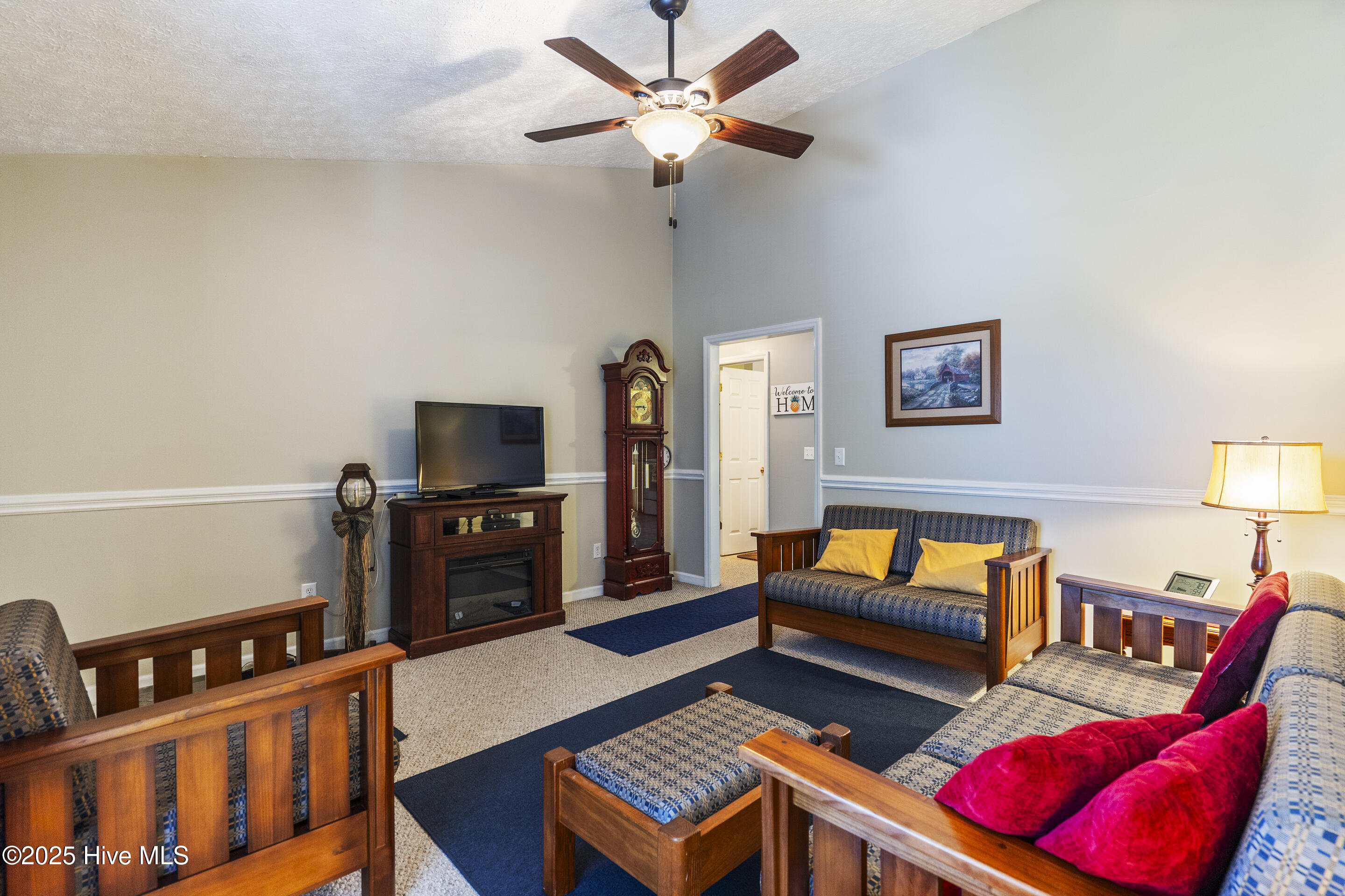 606 Manassas Drive Property Photo 13