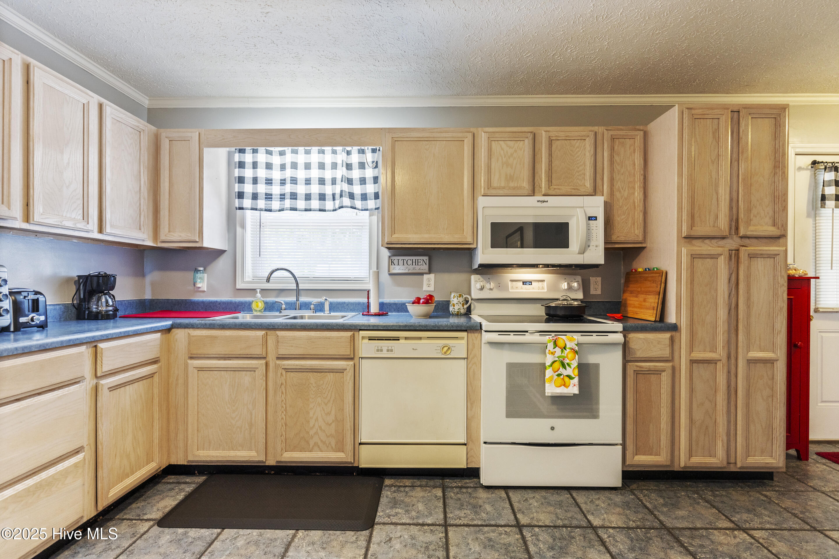 606 Manassas Drive Property Photo 18