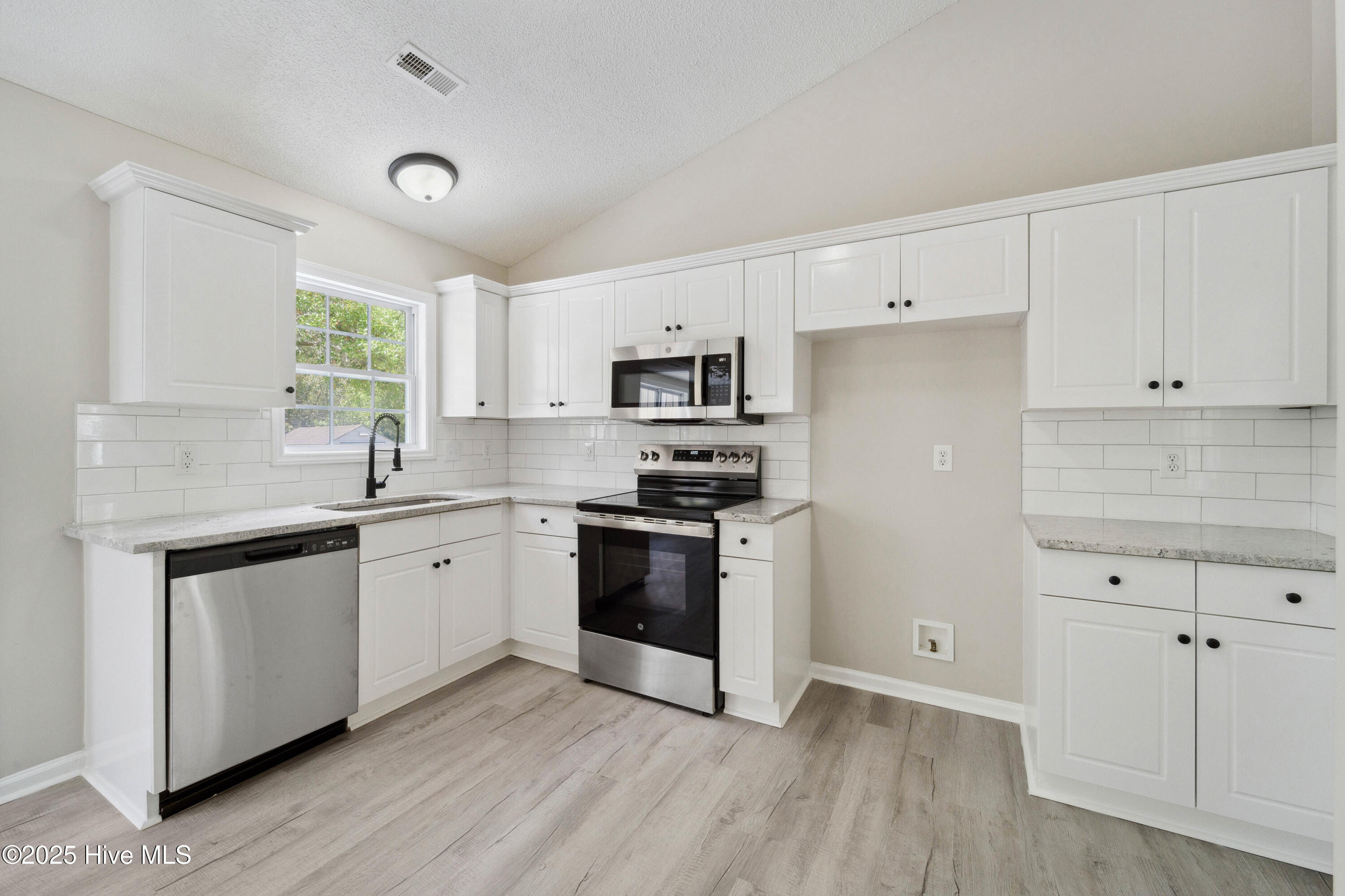 142 Burton Road Property Photo 14