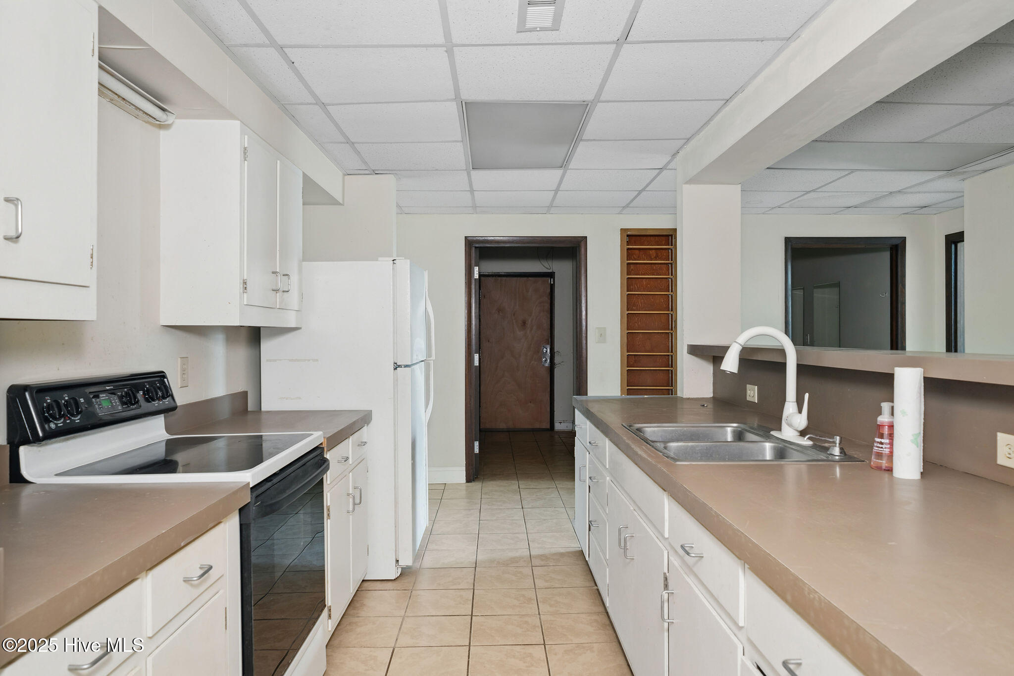 107/109 N Center Street Property Photo 9