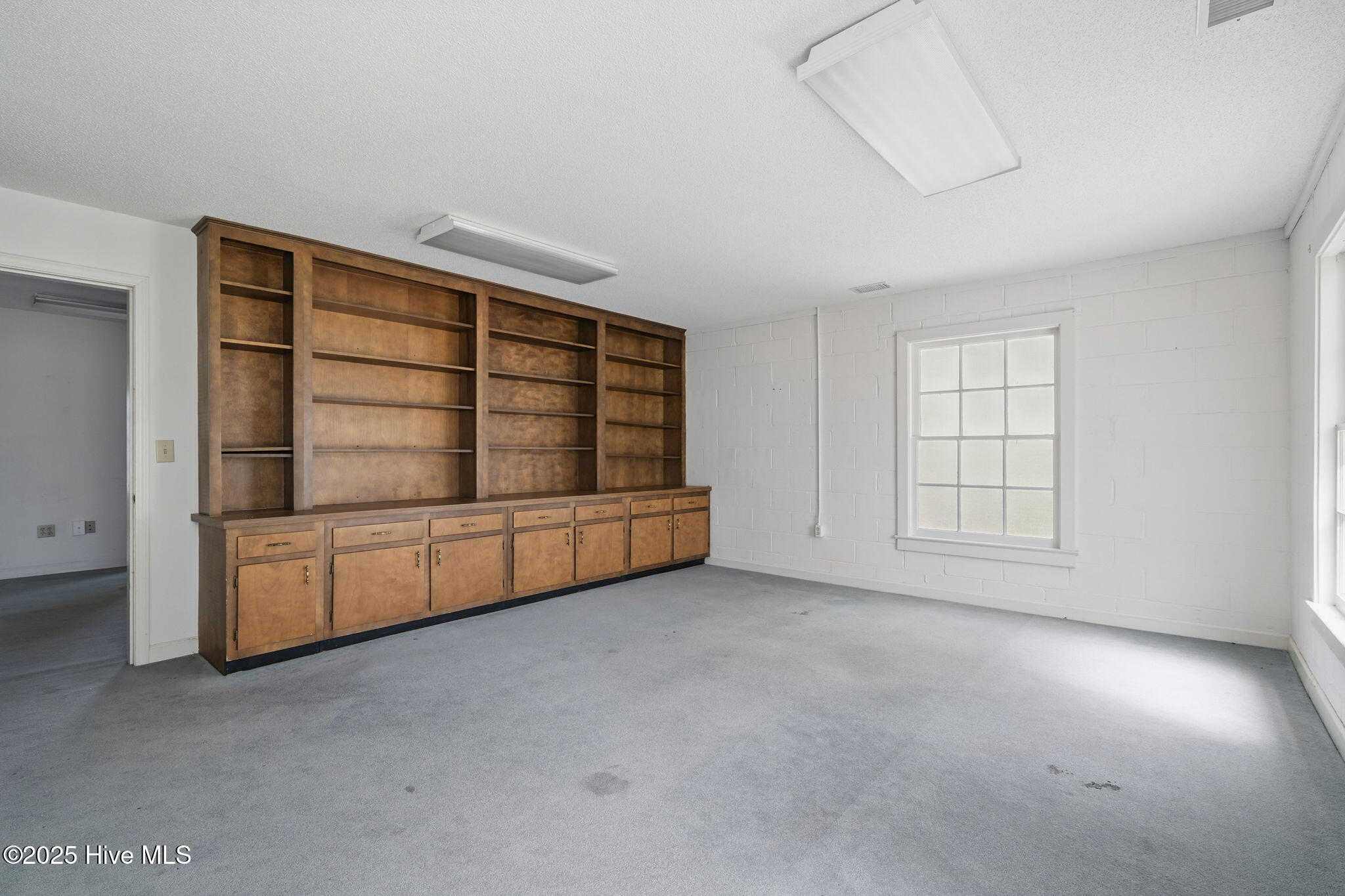 107/109 N Center Street Property Photo 28