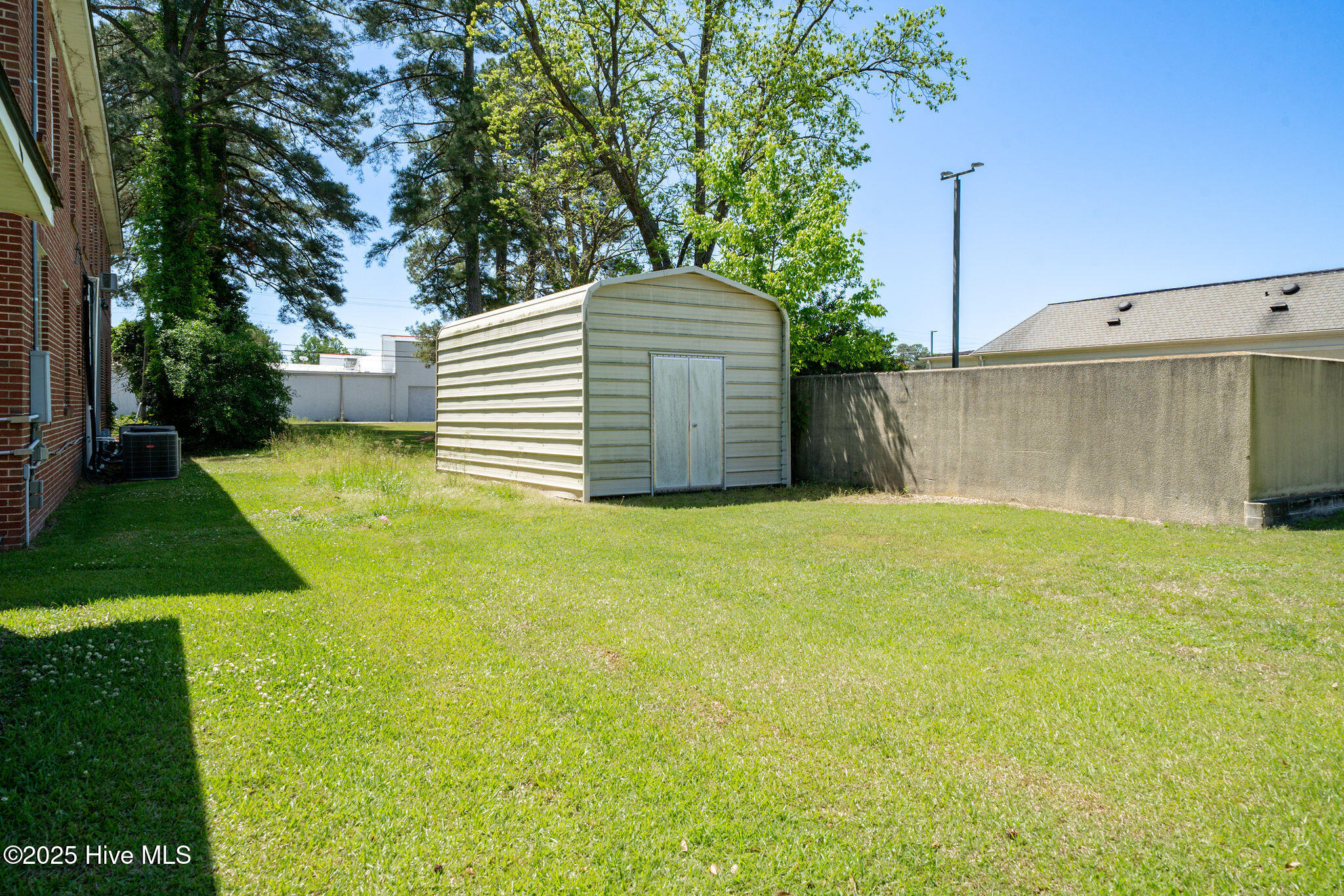 107/109 N Center Street Property Photo 35