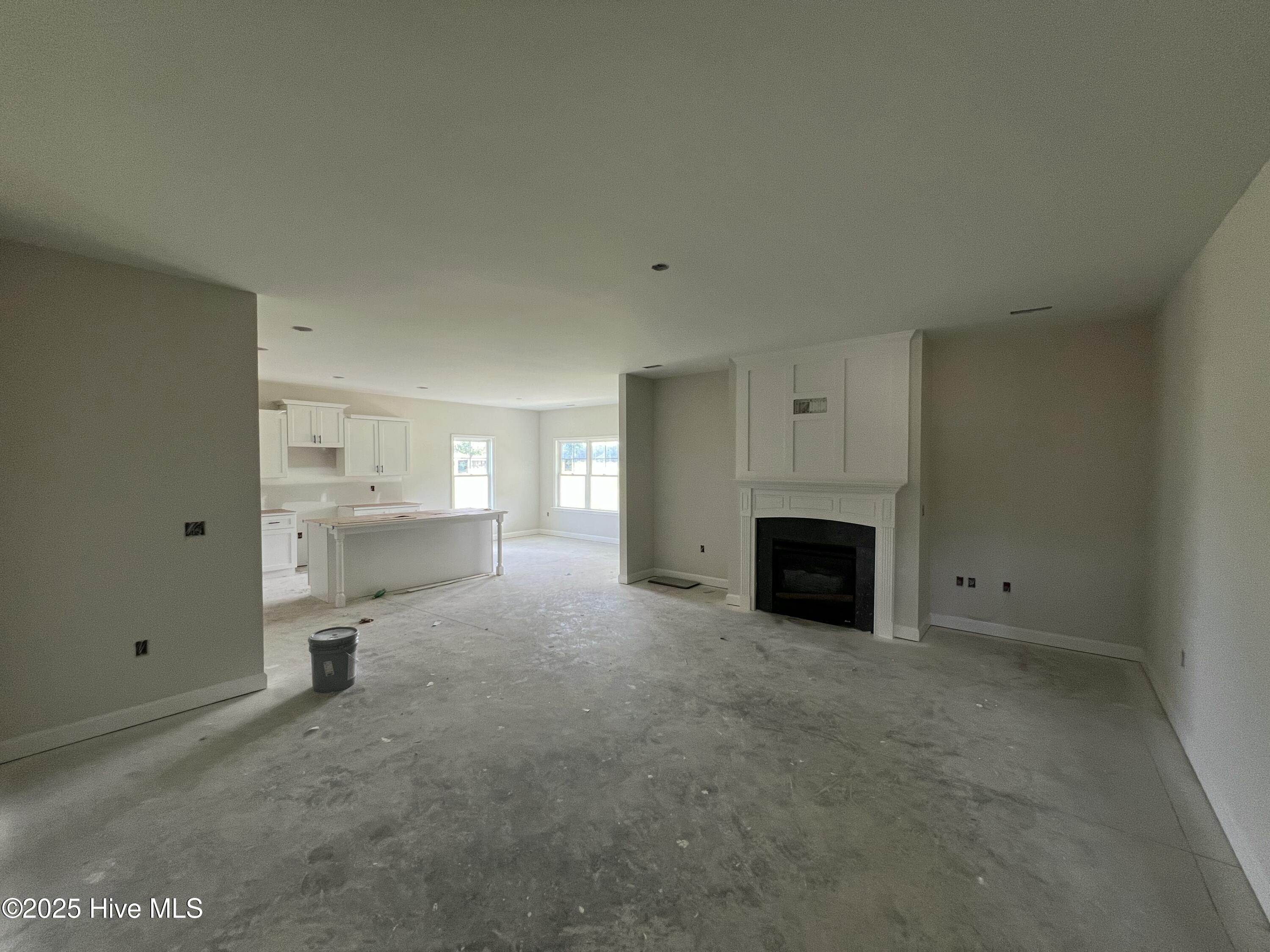 3725 Huntcliff Drive Property Photo 4