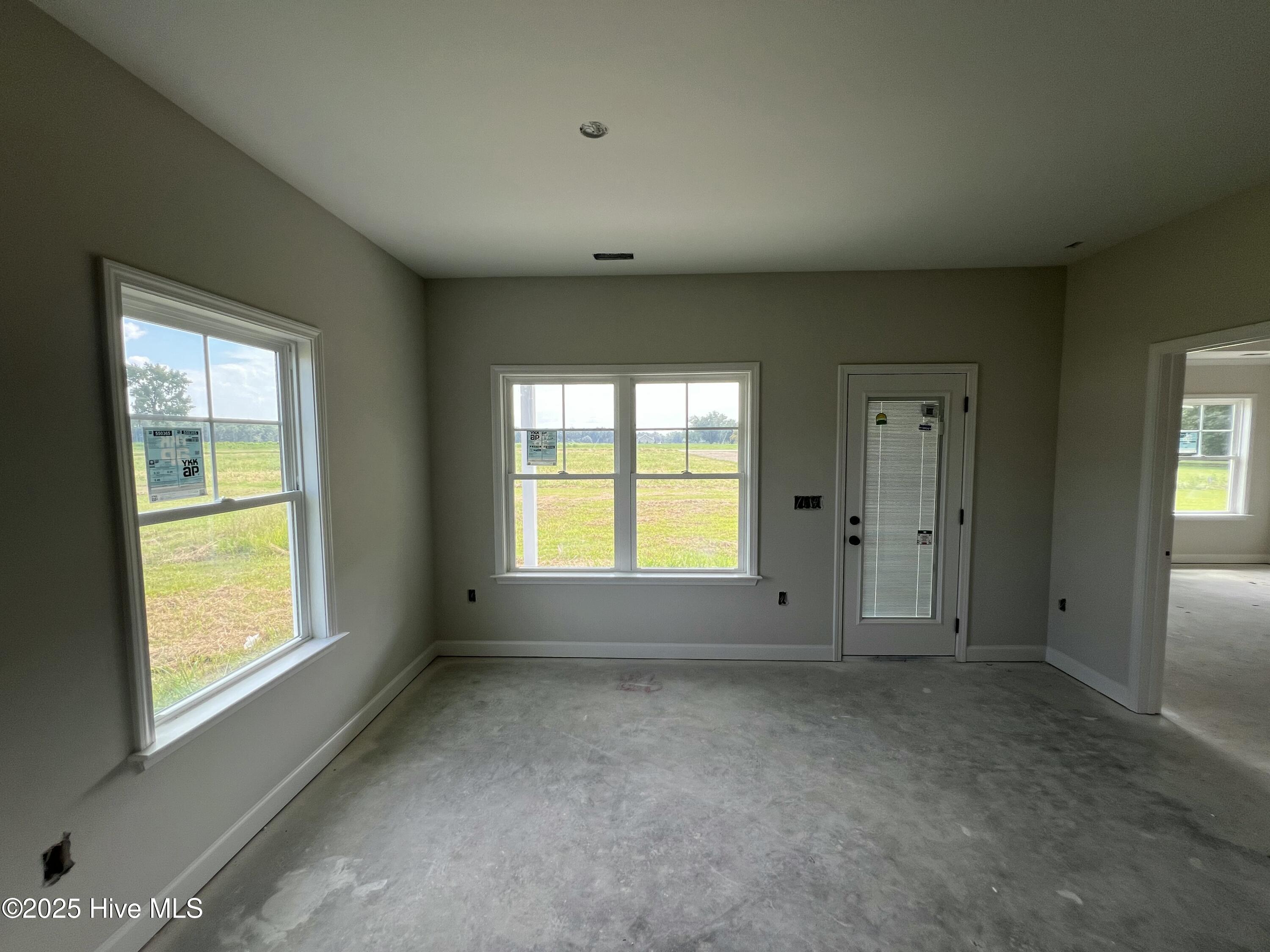3725 Huntcliff Drive Property Photo 10