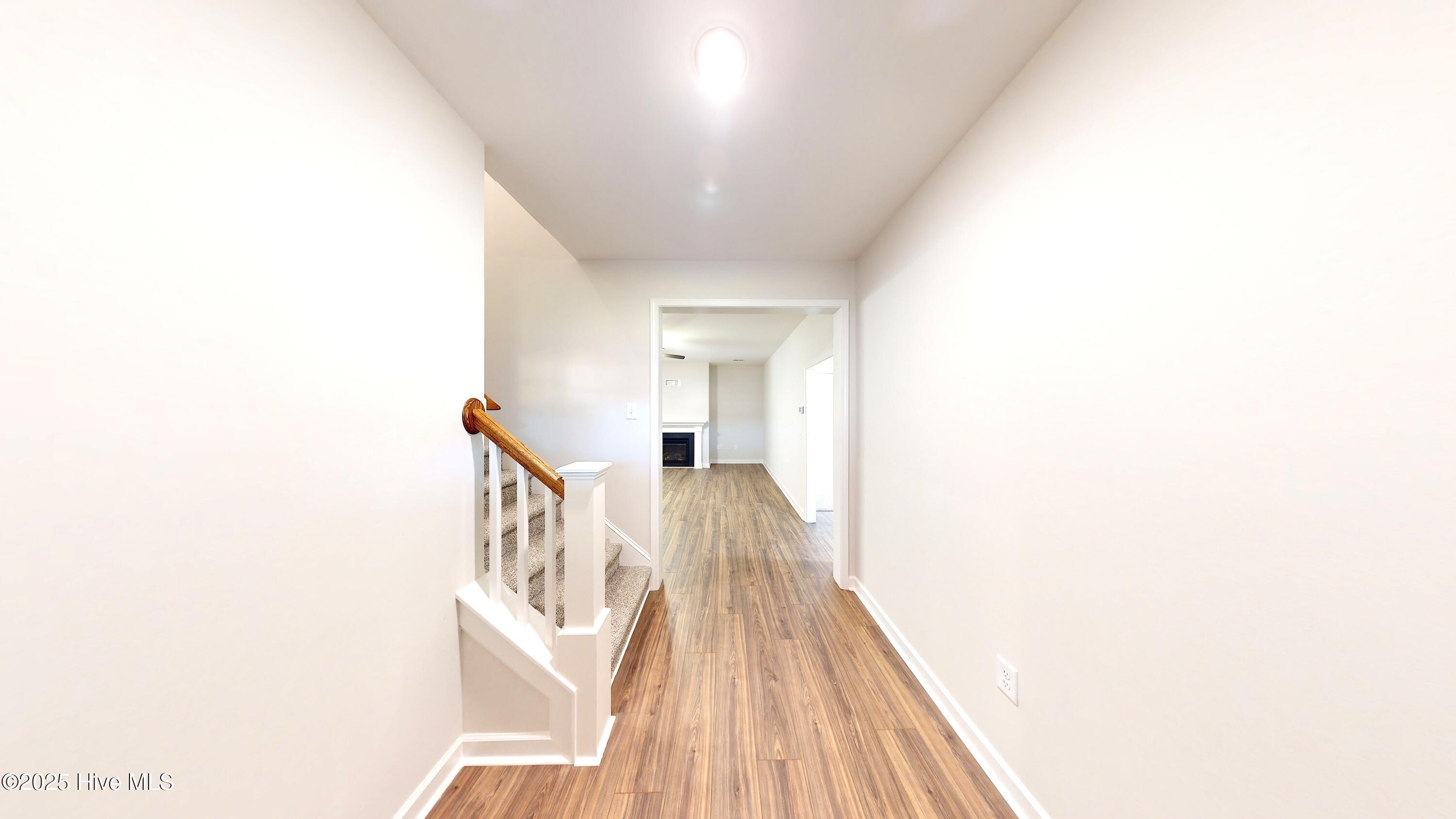 3725 Huntcliff Drive Property Photo 13