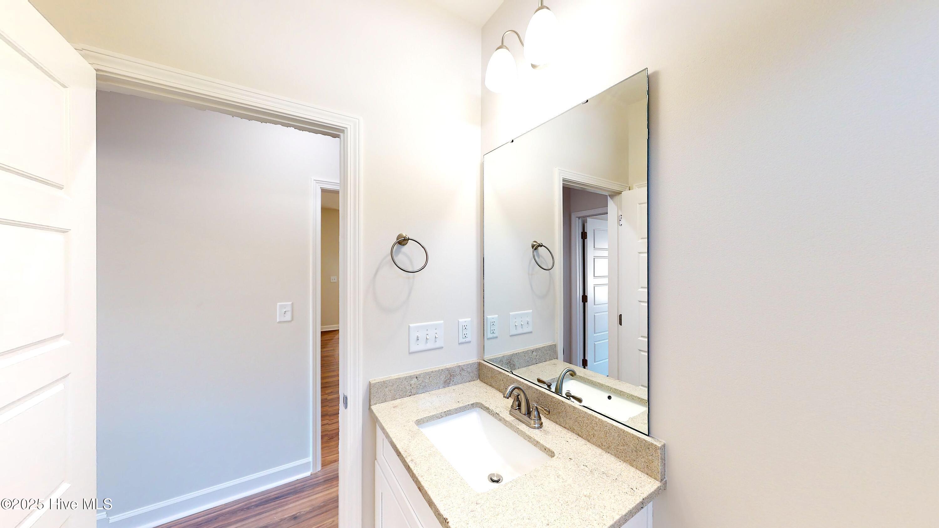 3725 Huntcliff Drive Property Photo 17