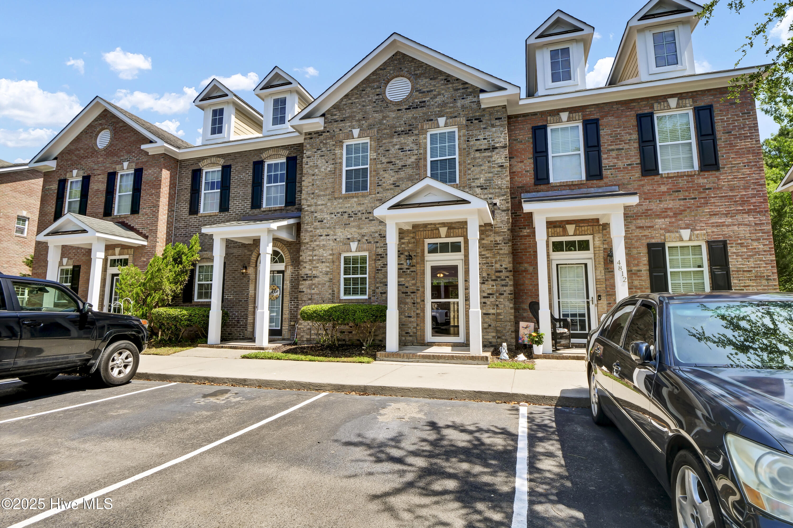 4814 Exton Park Loop Property Photo