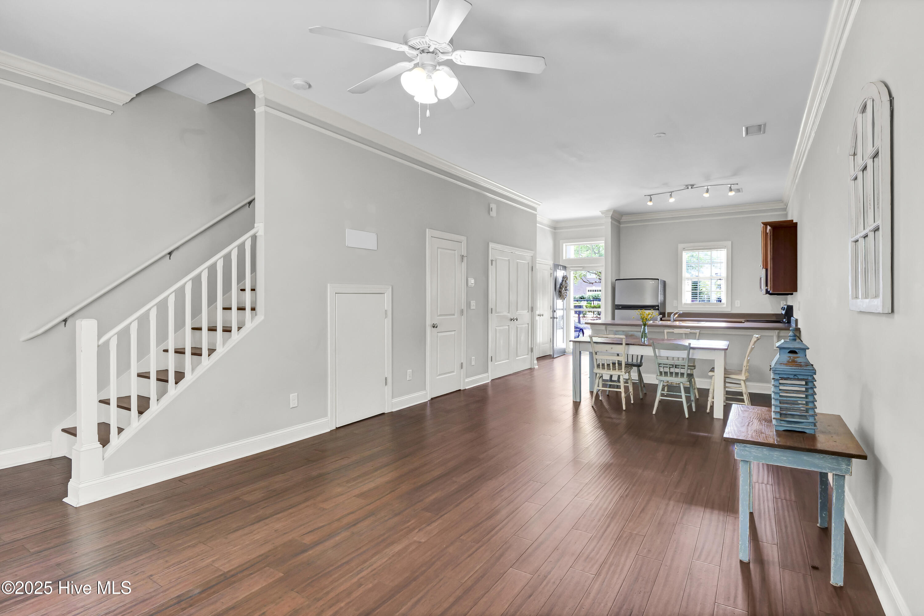 4814 Exton Park Loop Property Photo 6