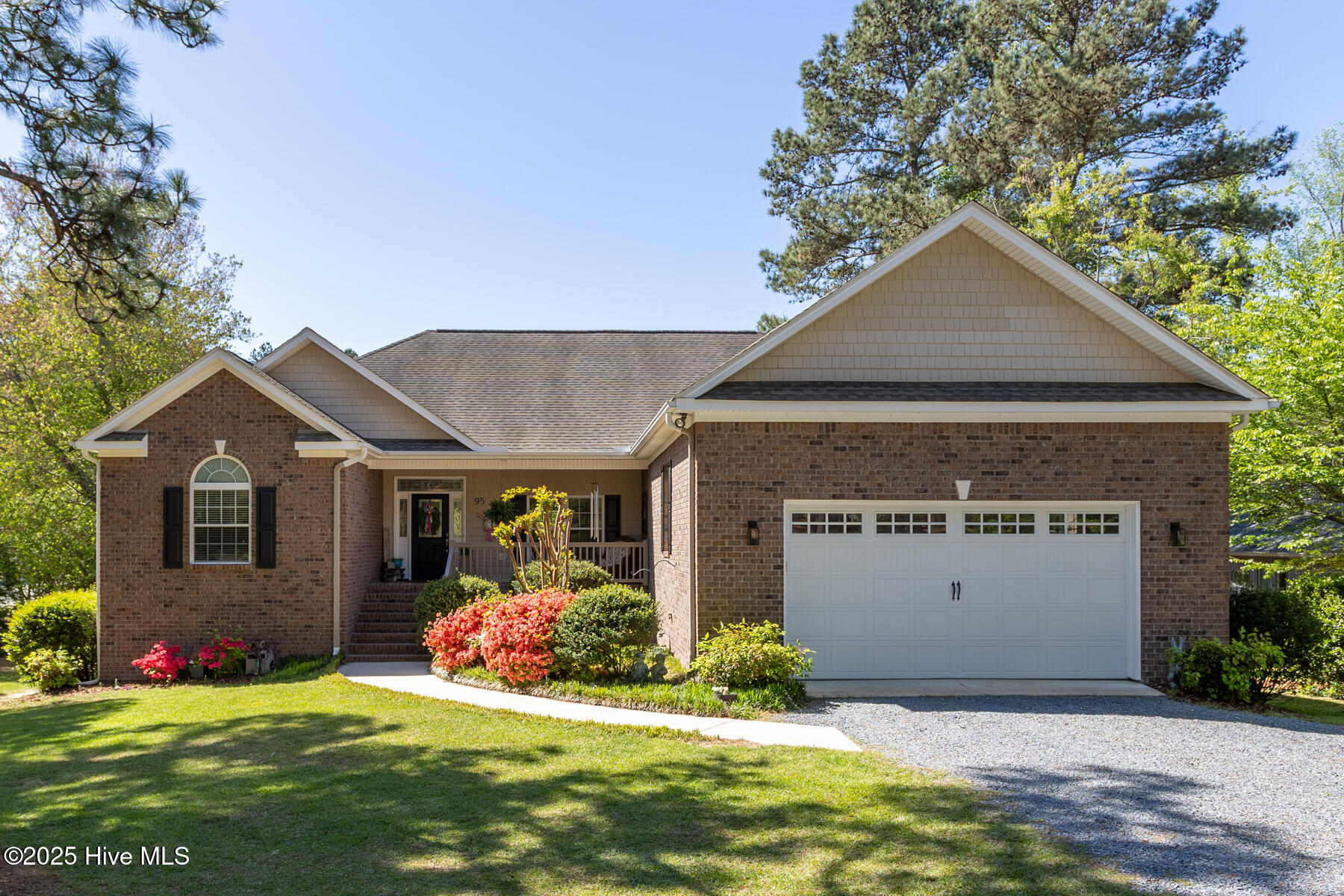 95 Glen Cove Lane Property Photo