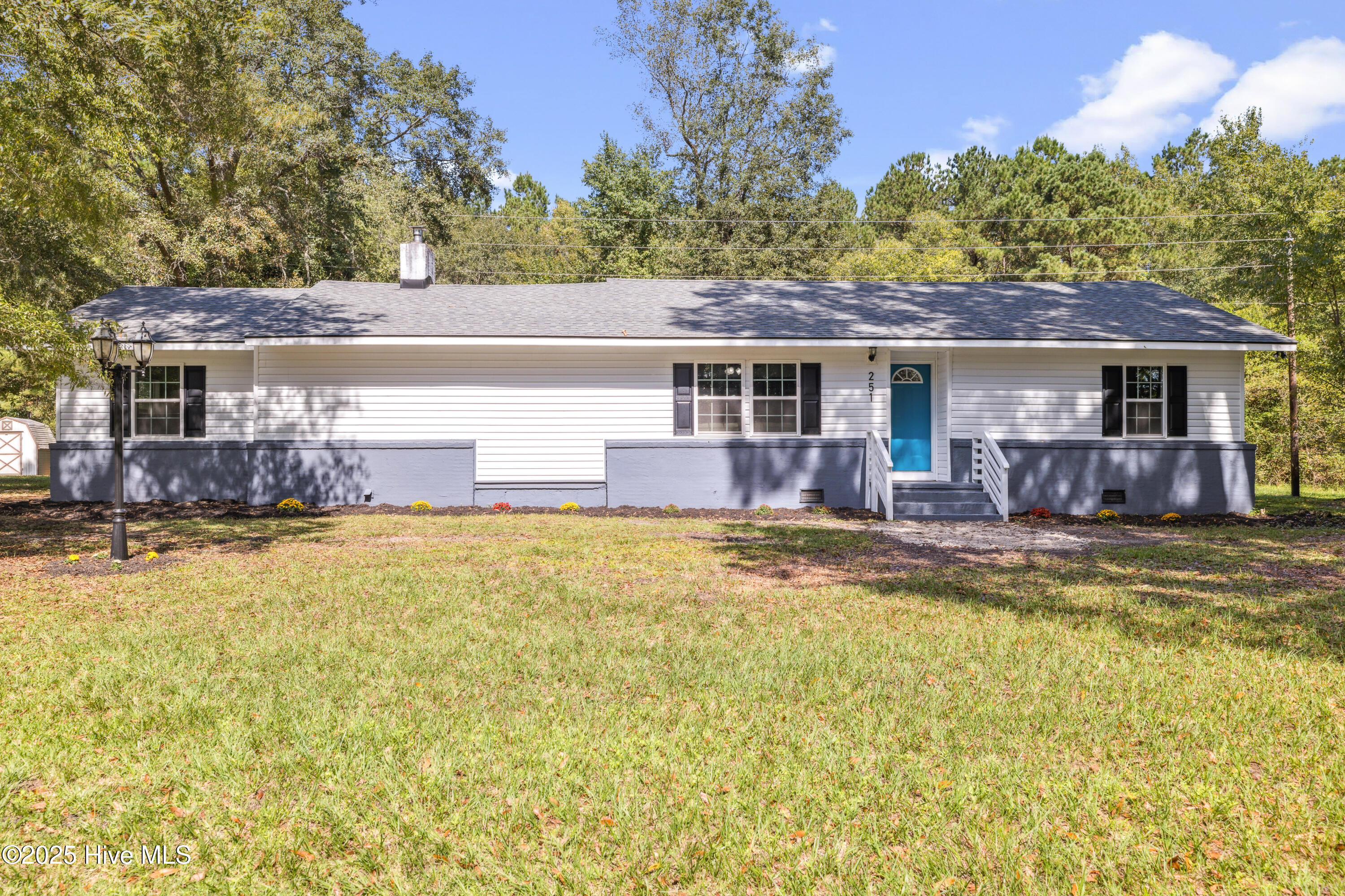 251 Old 87 Road Property Photo 4